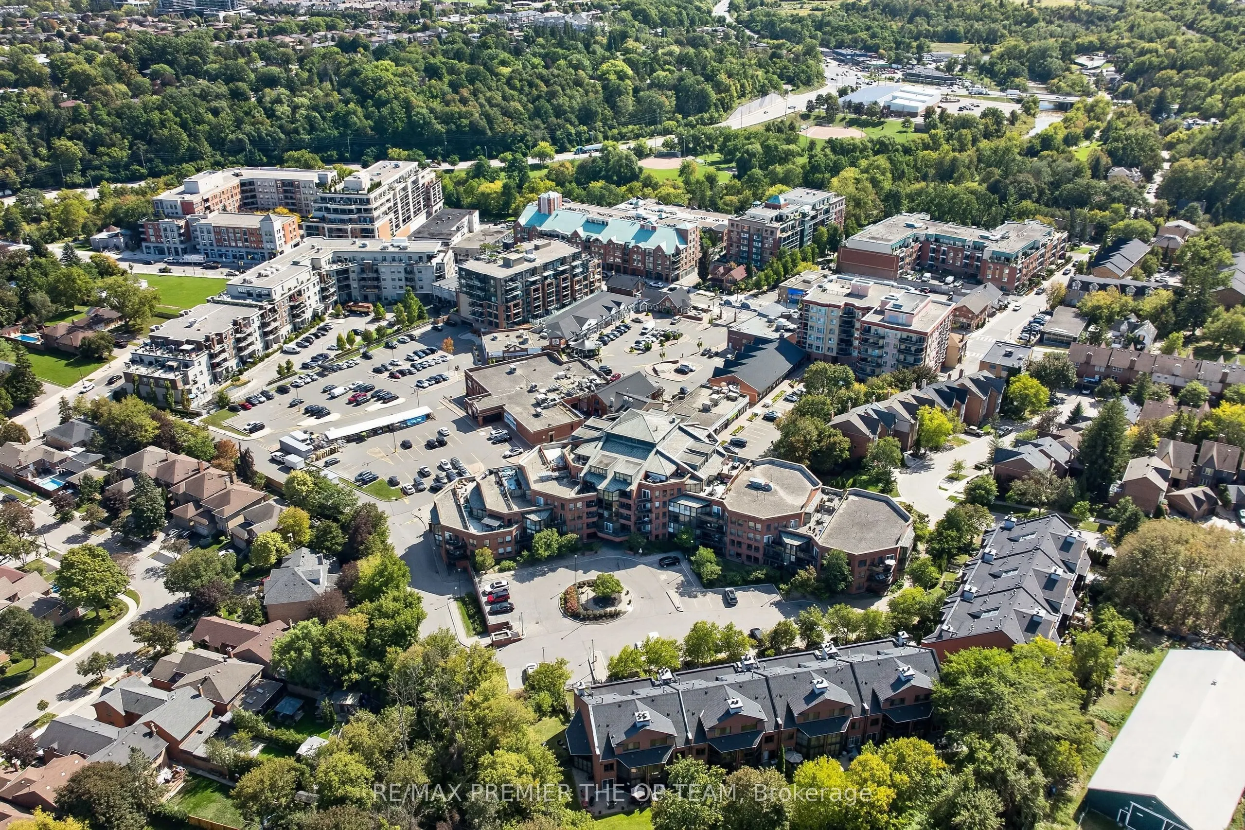 100 Arbors Lane #404