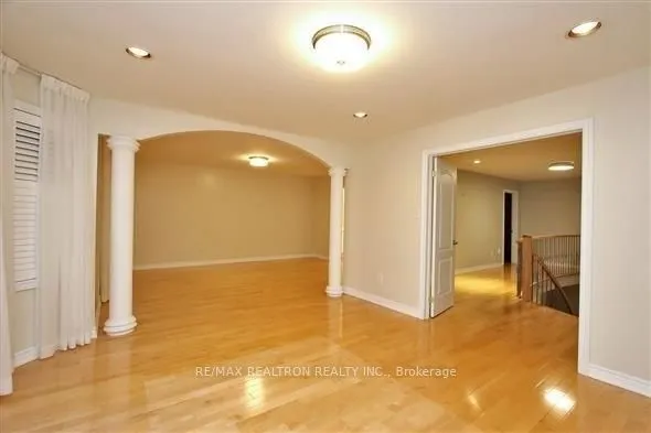 22 St Urbain Drive