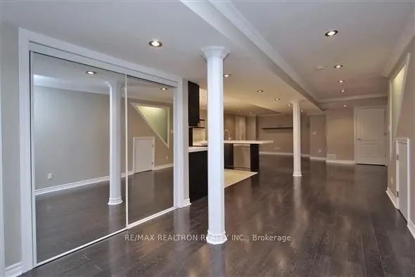 22 St Urbain Drive