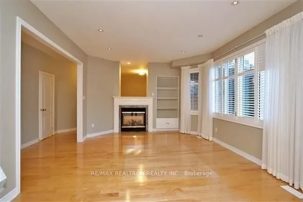 22 St Urbain Drive