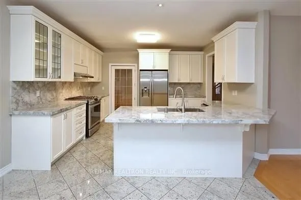 22 St Urbain Drive
