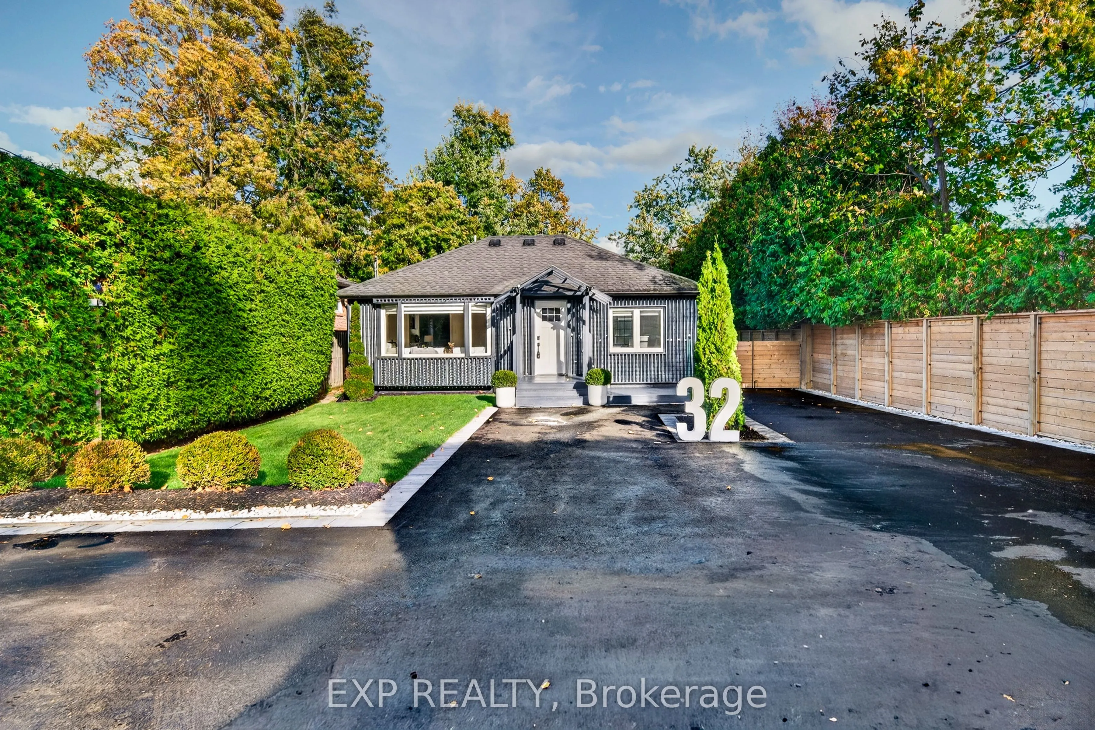 32 Farley Circle