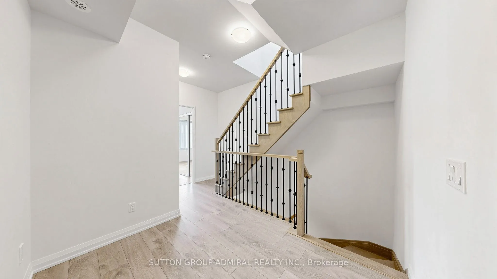 1020 Portage Parkway #TH 42
