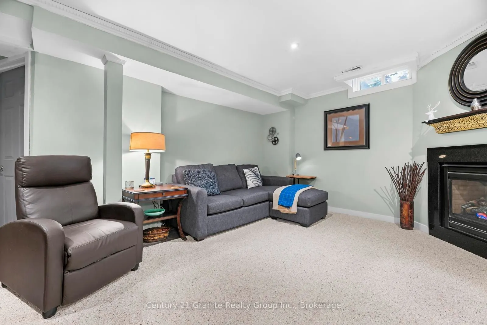 25 Greenwood Road