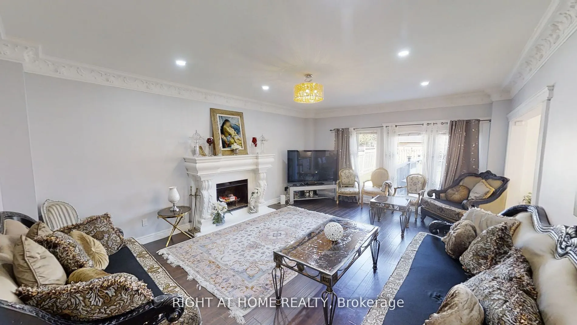 31 Northgate Crescent E