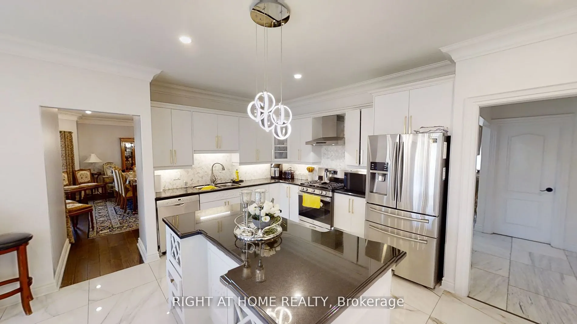 31 Northgate Crescent E