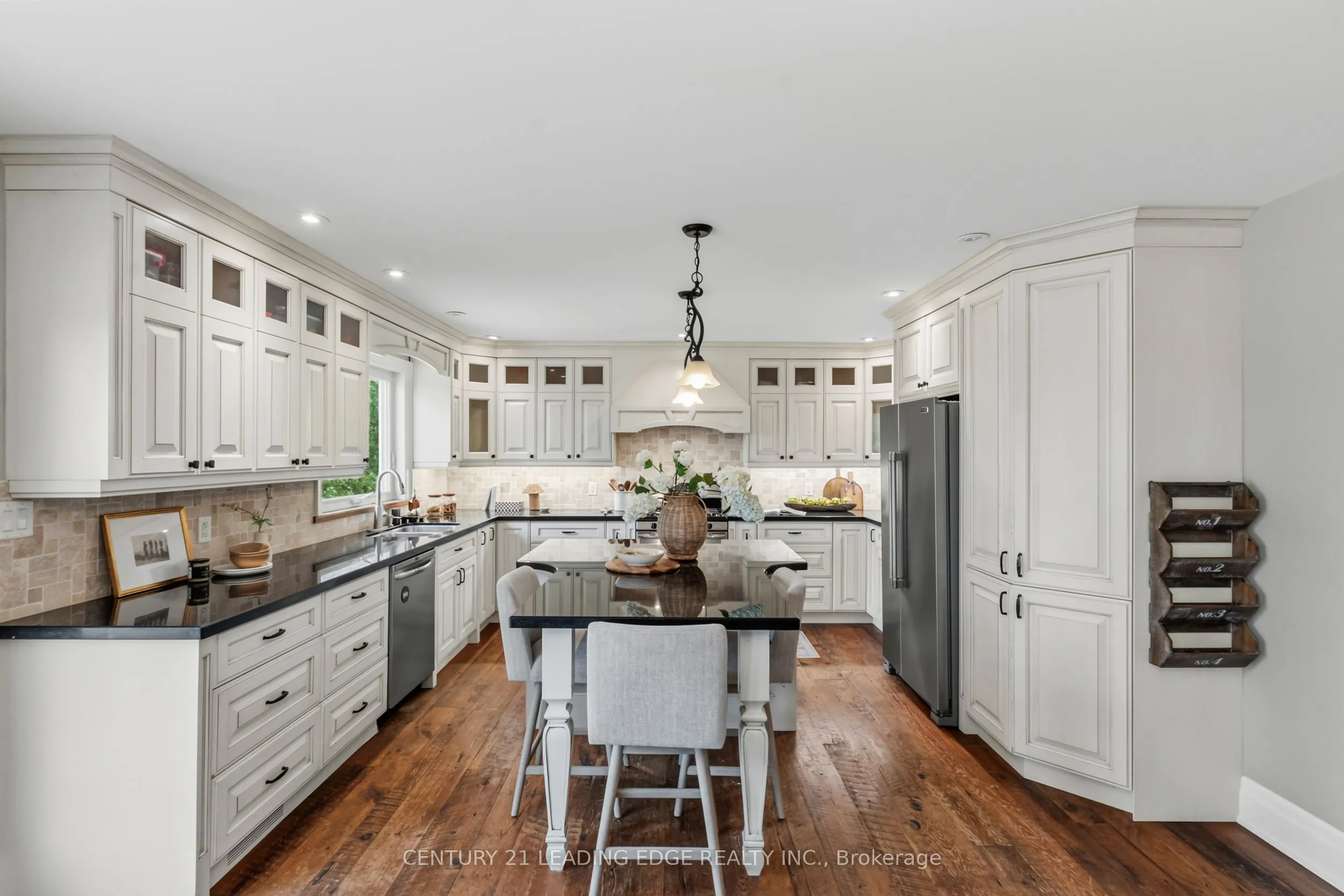 315 Main Street N