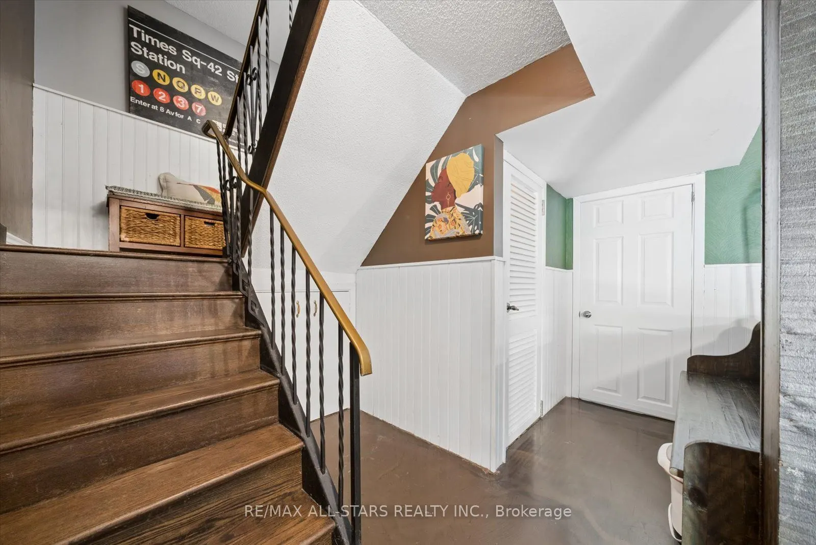 538 Highland Crescent