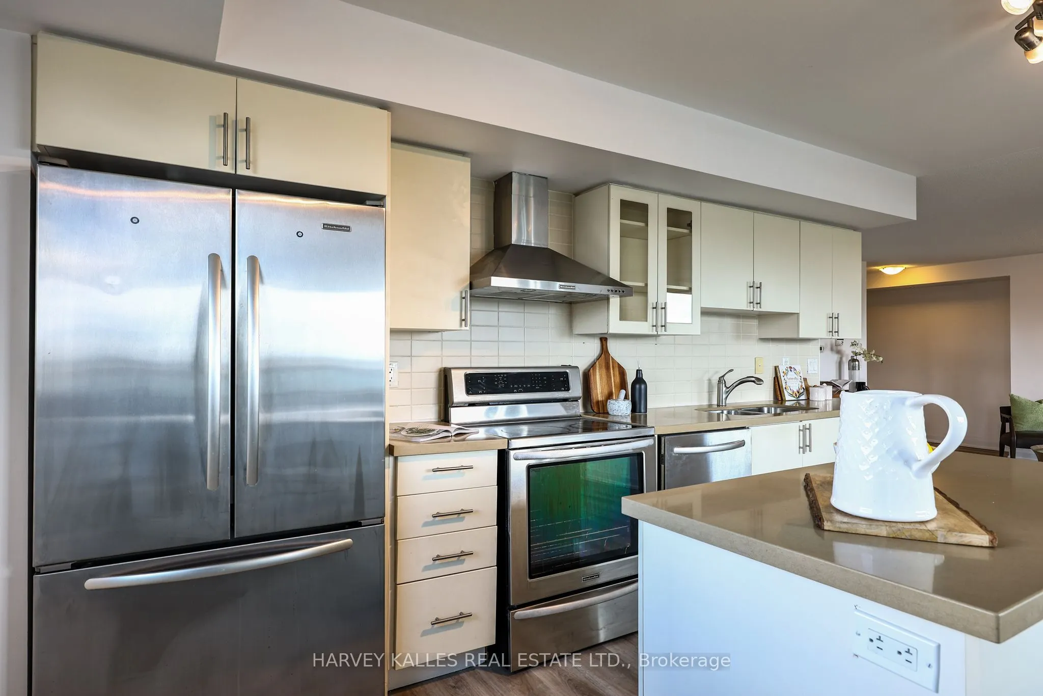 75 Norman Bethune Avenue #317