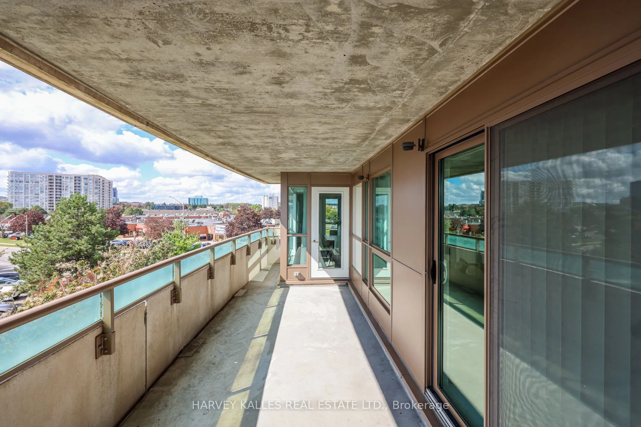 75 Norman Bethune Avenue #317