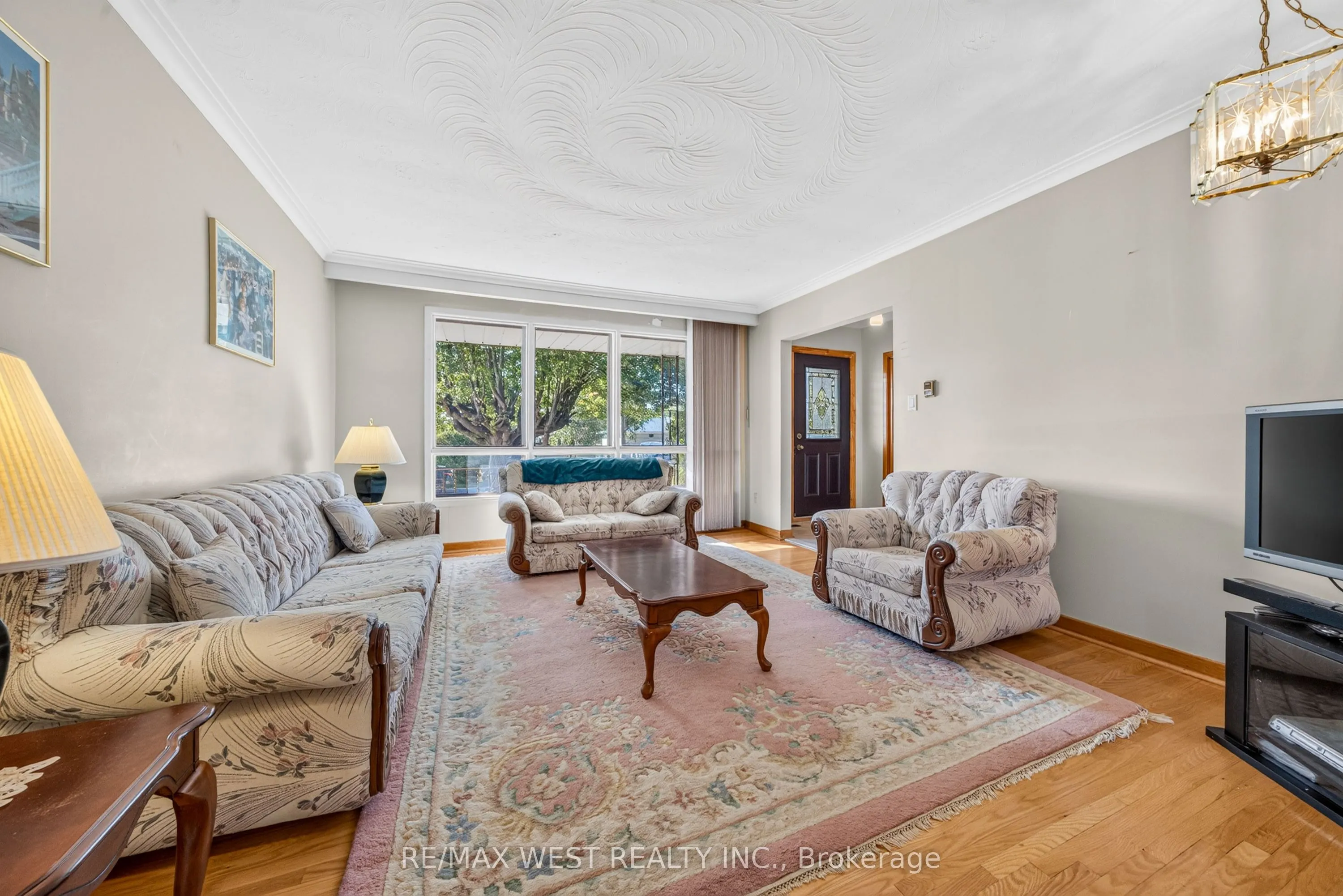 18 Pheasant Valley Court
