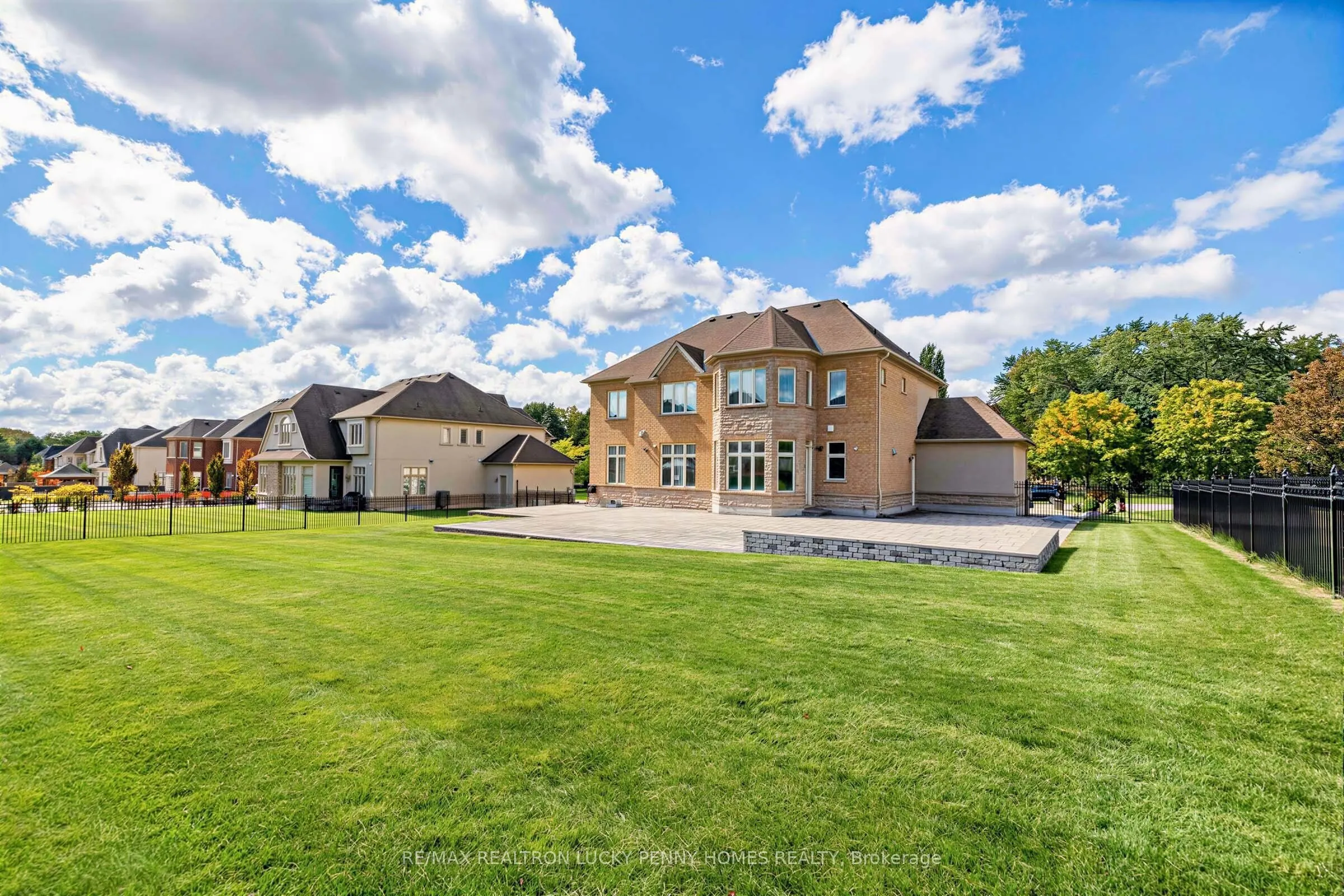 34 Glenbourne Park Drive