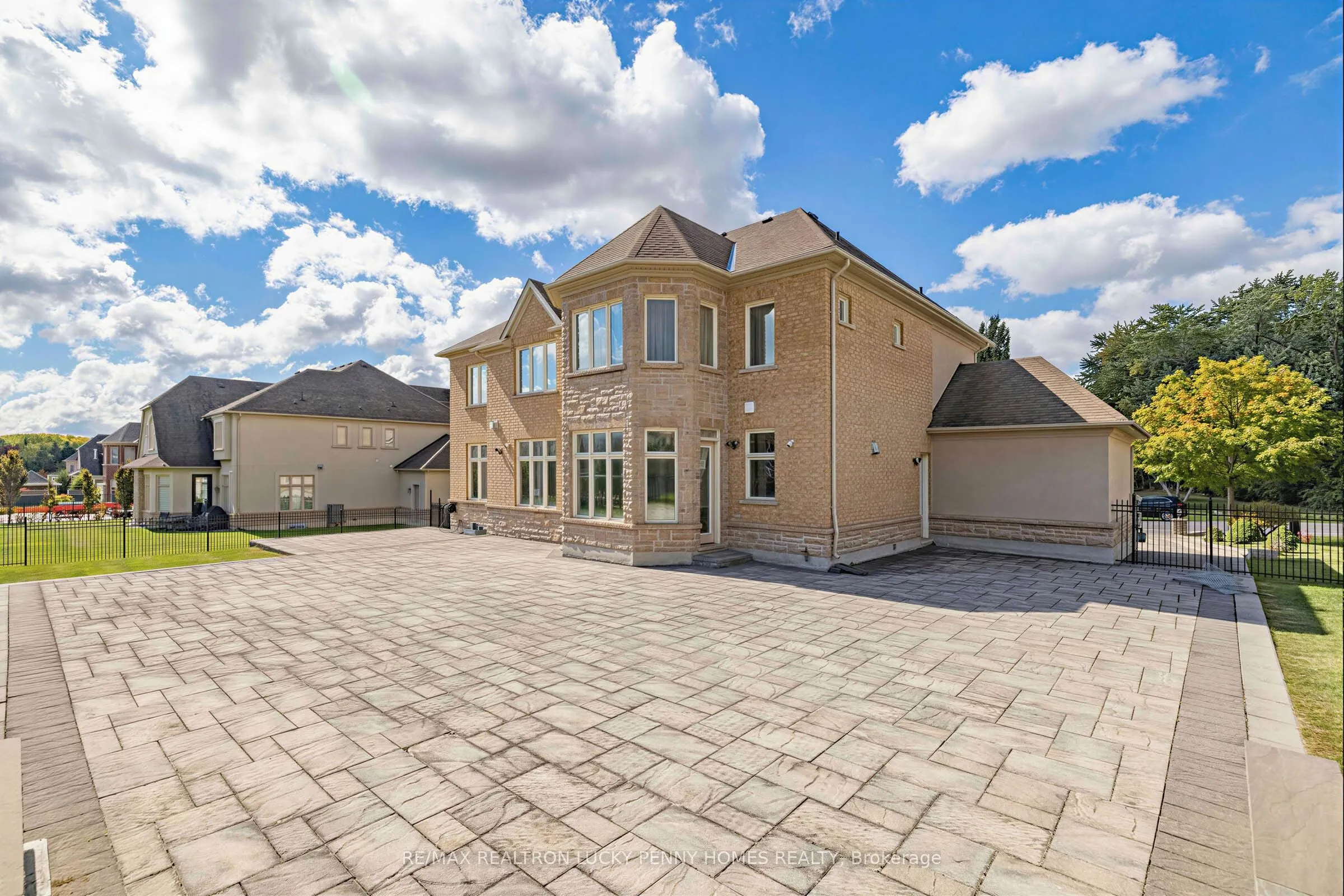 34 Glenbourne Park Drive