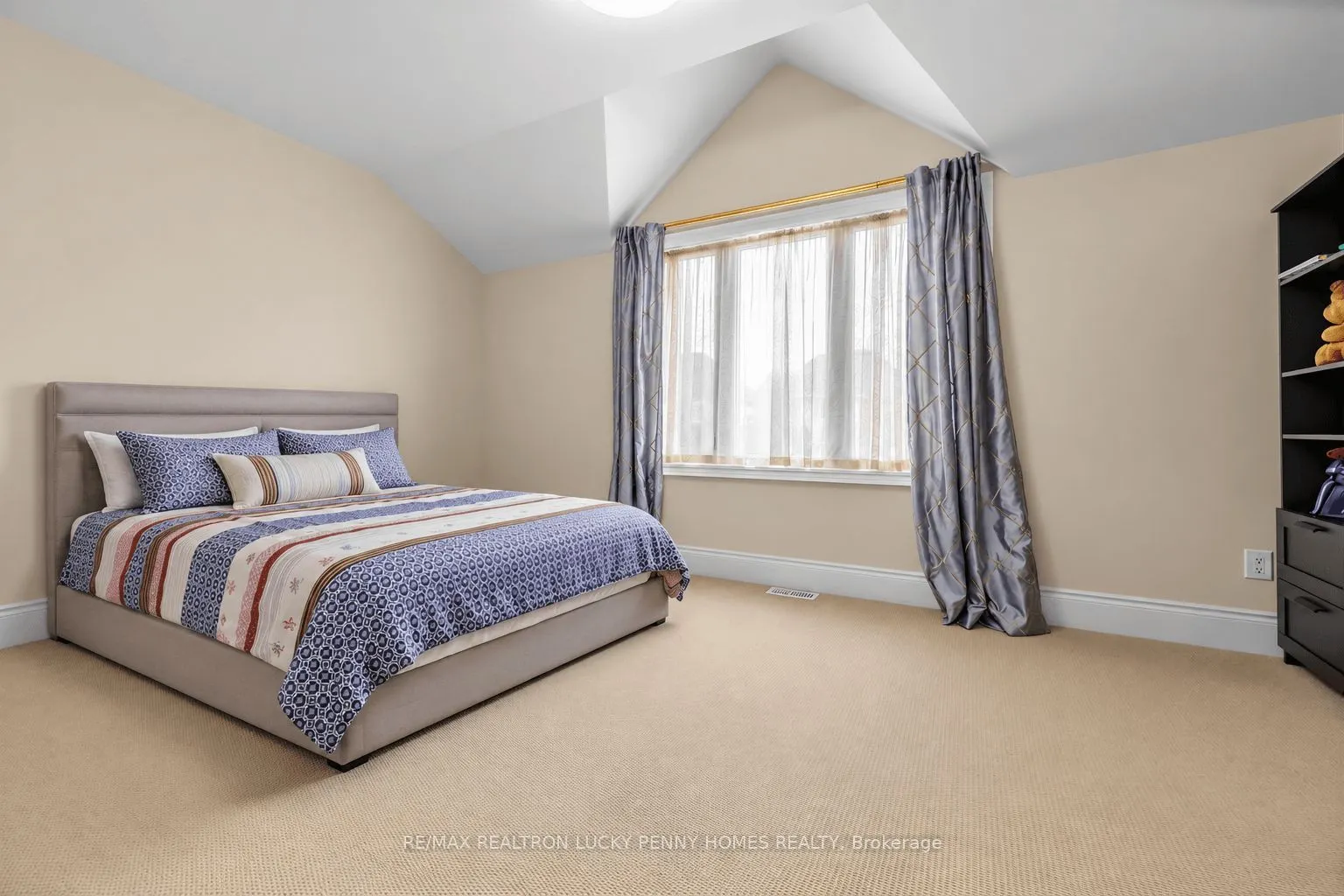 34 Glenbourne Park Drive