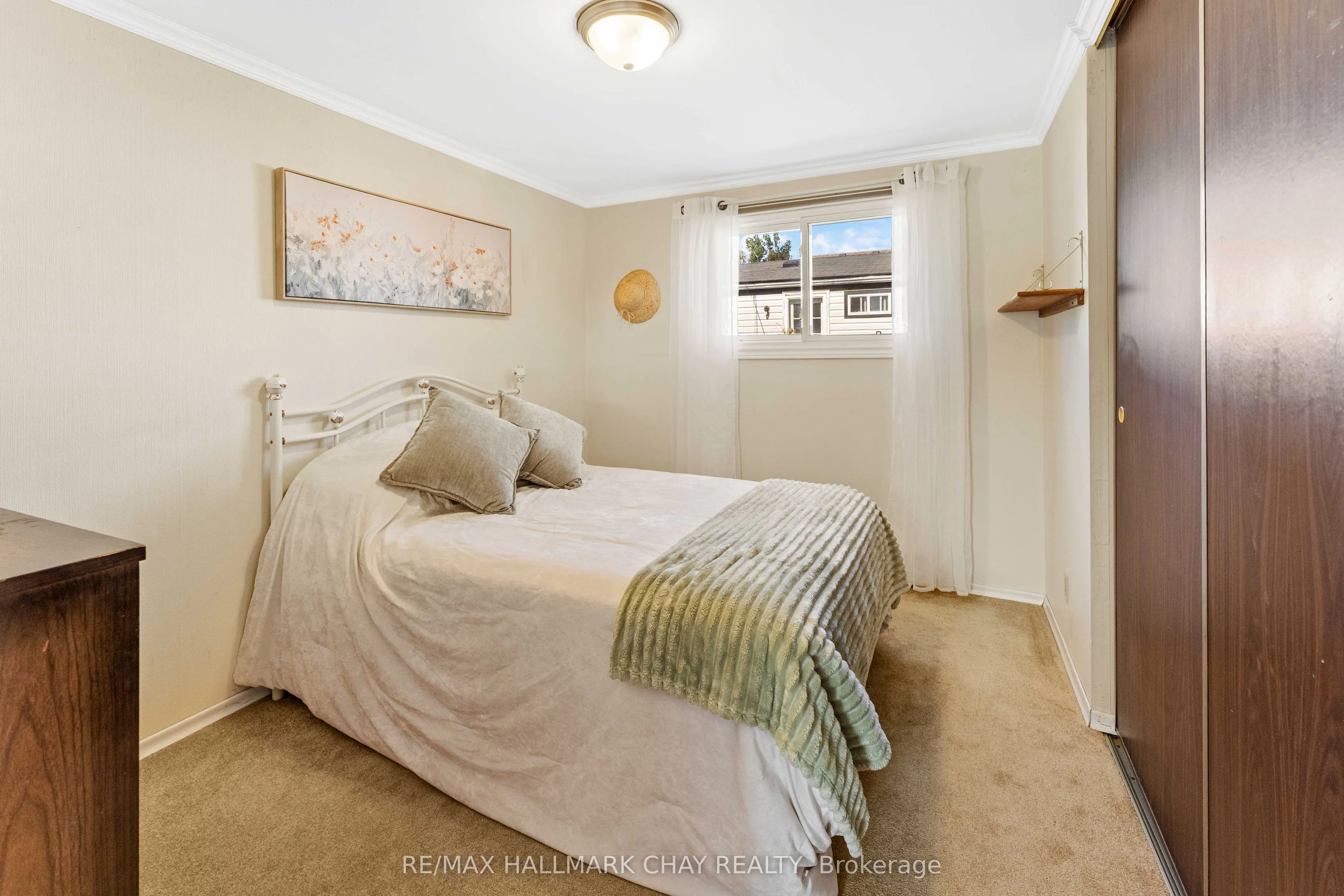 32 Park Crescent