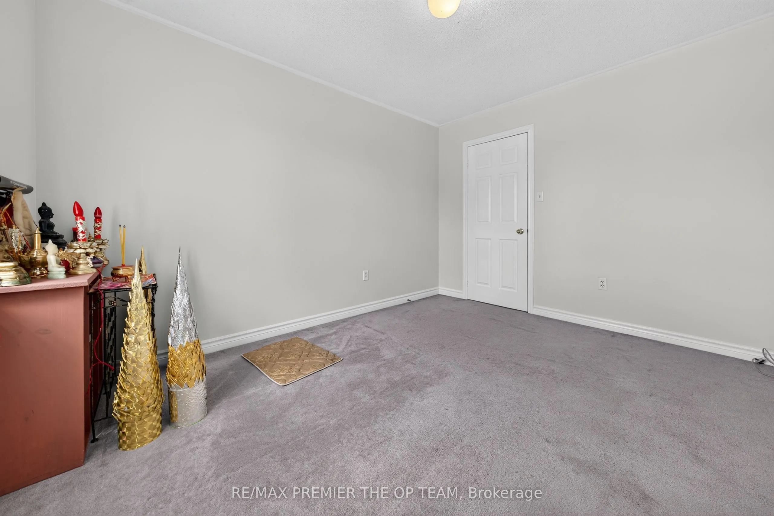 151 Stellick Avenue