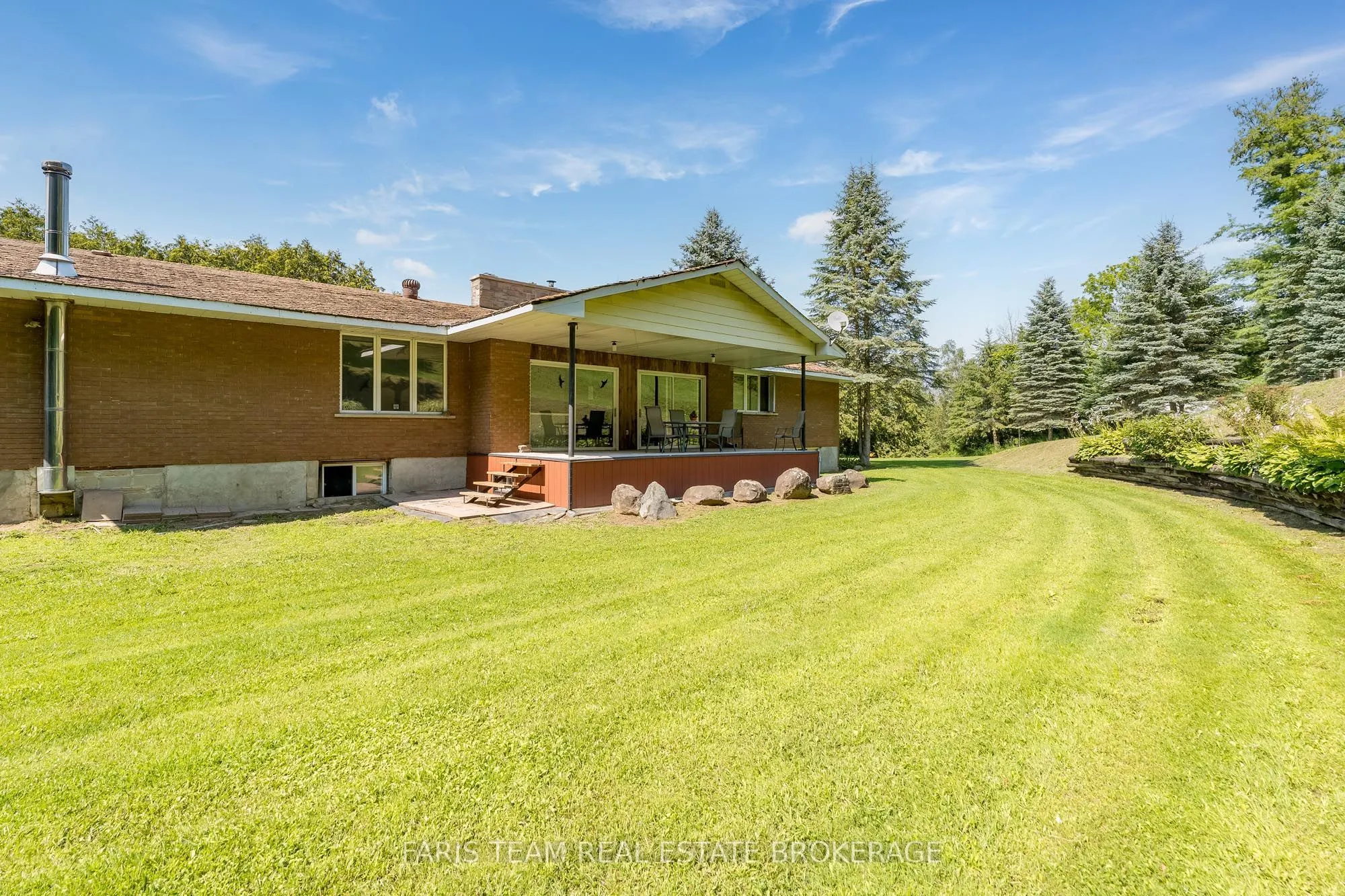 5809 10th Side Road