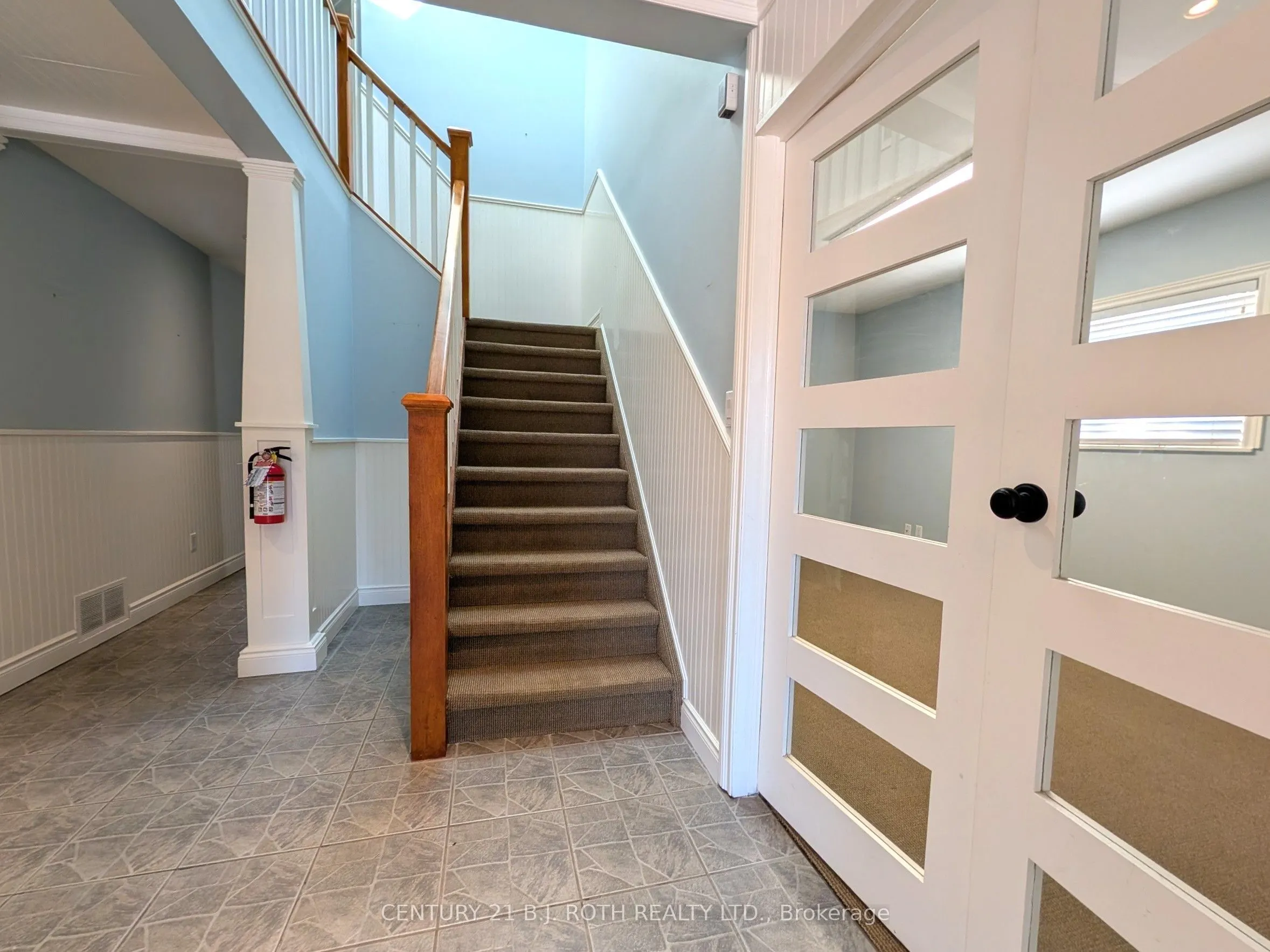 888 Innisfil Beach Road