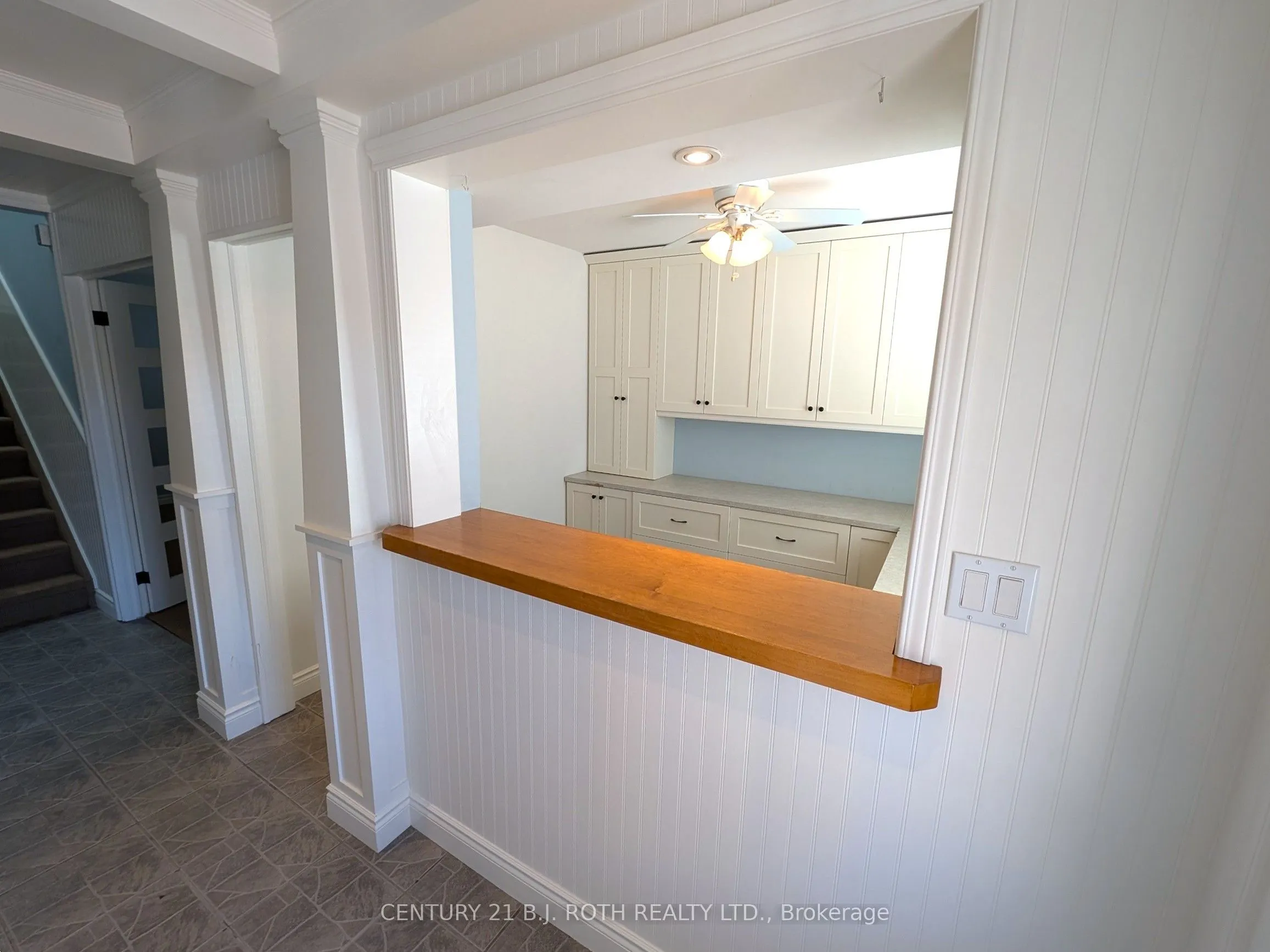 888 Innisfil Beach Road