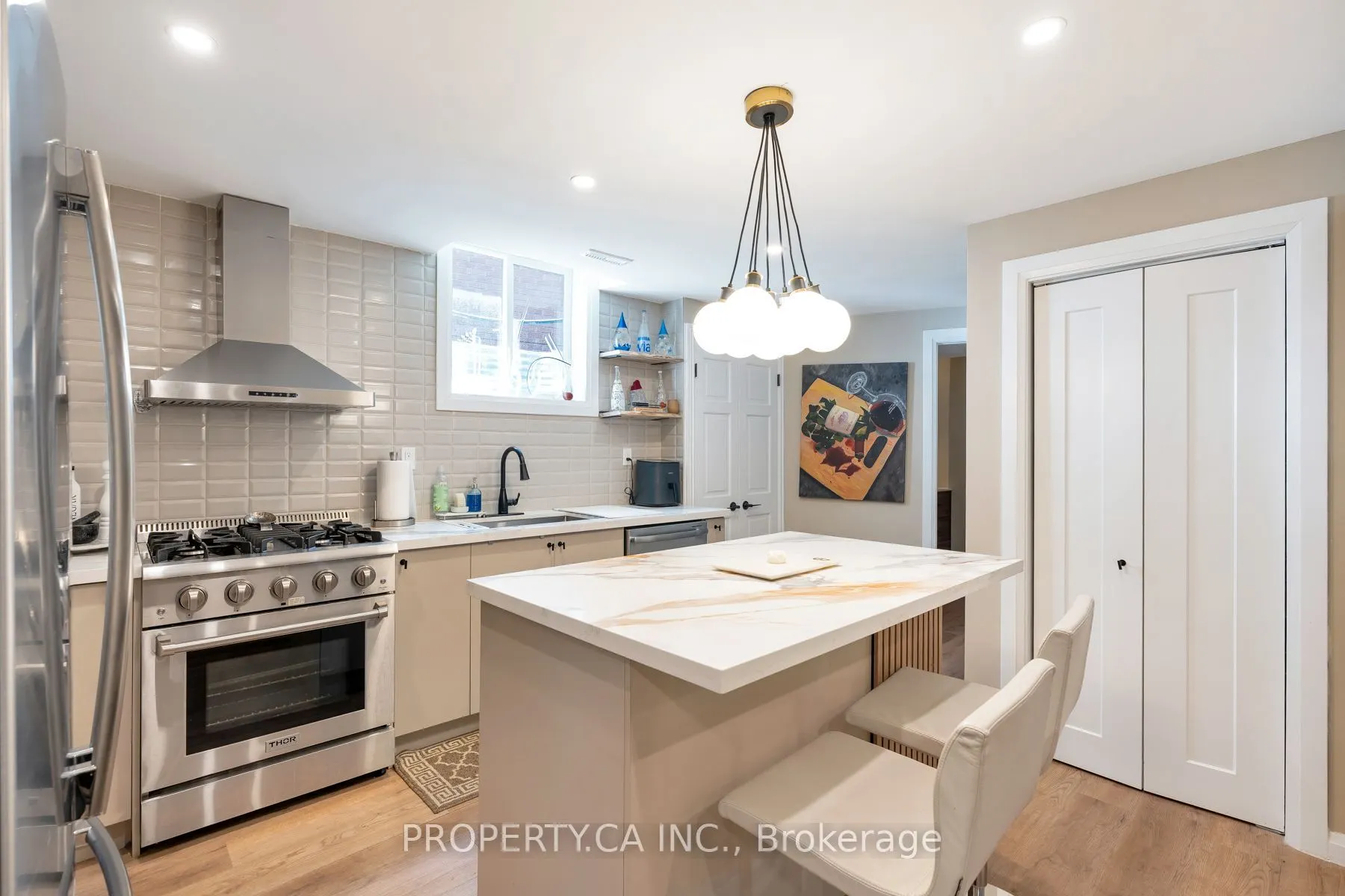 72 Devonsleigh Boulevard