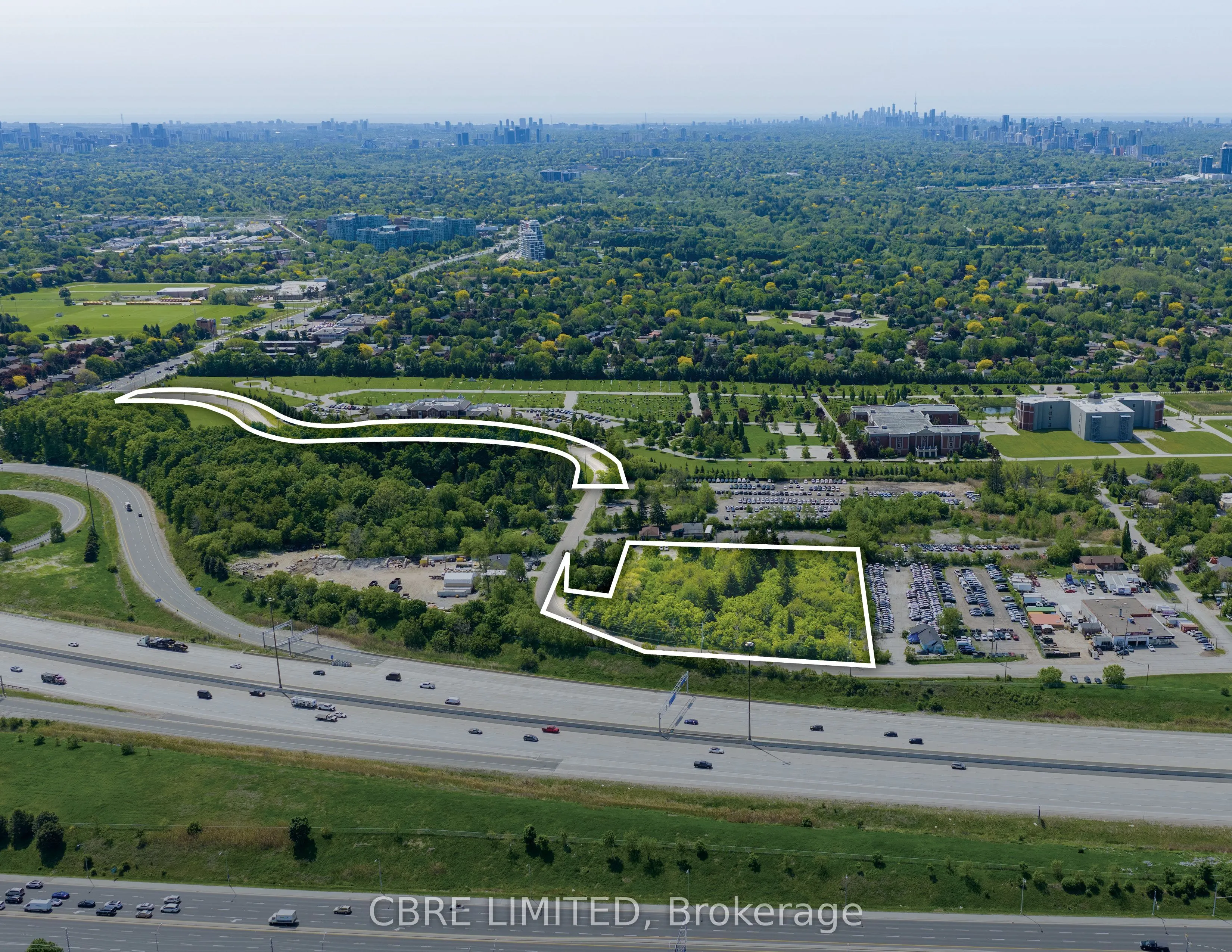 Langstaff & Bayview Road E