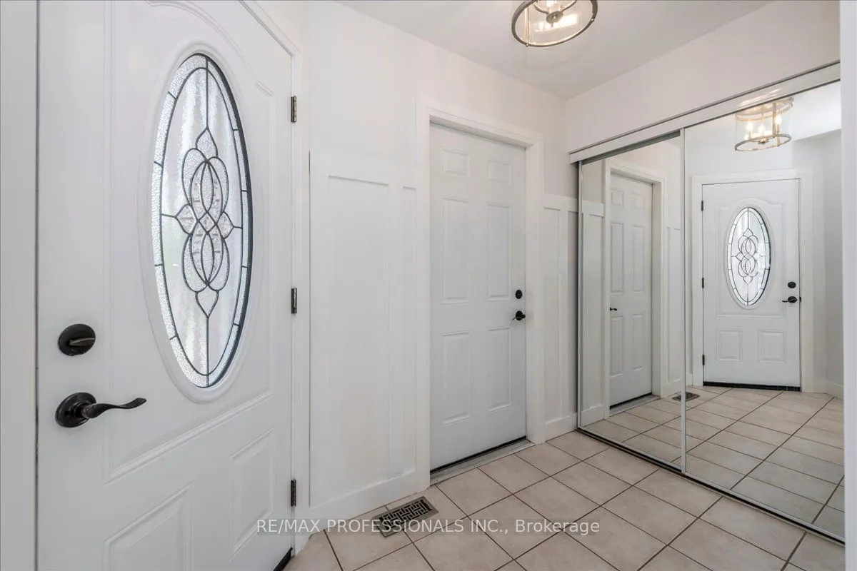 10 Corrie Crescent