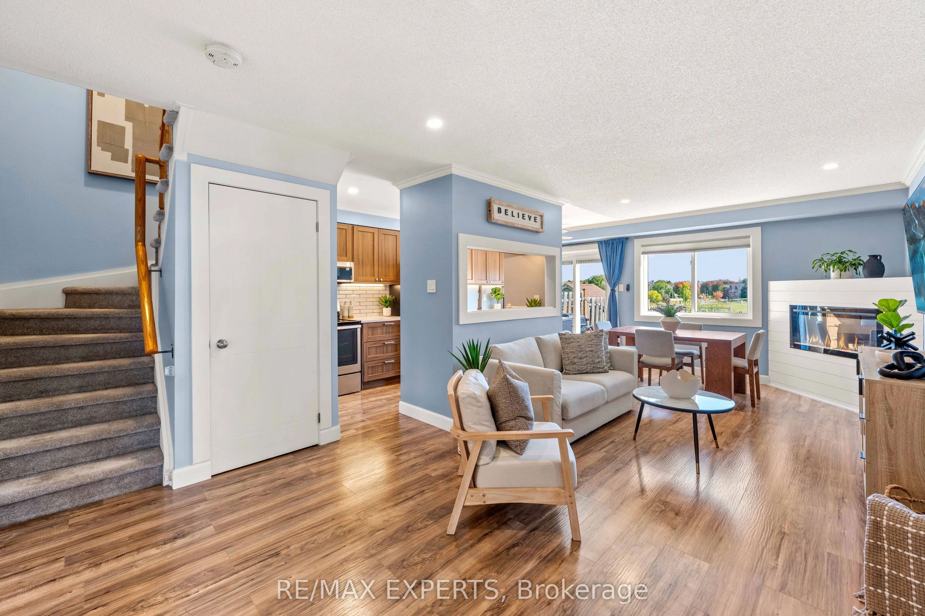 25 Mainprize Crescent