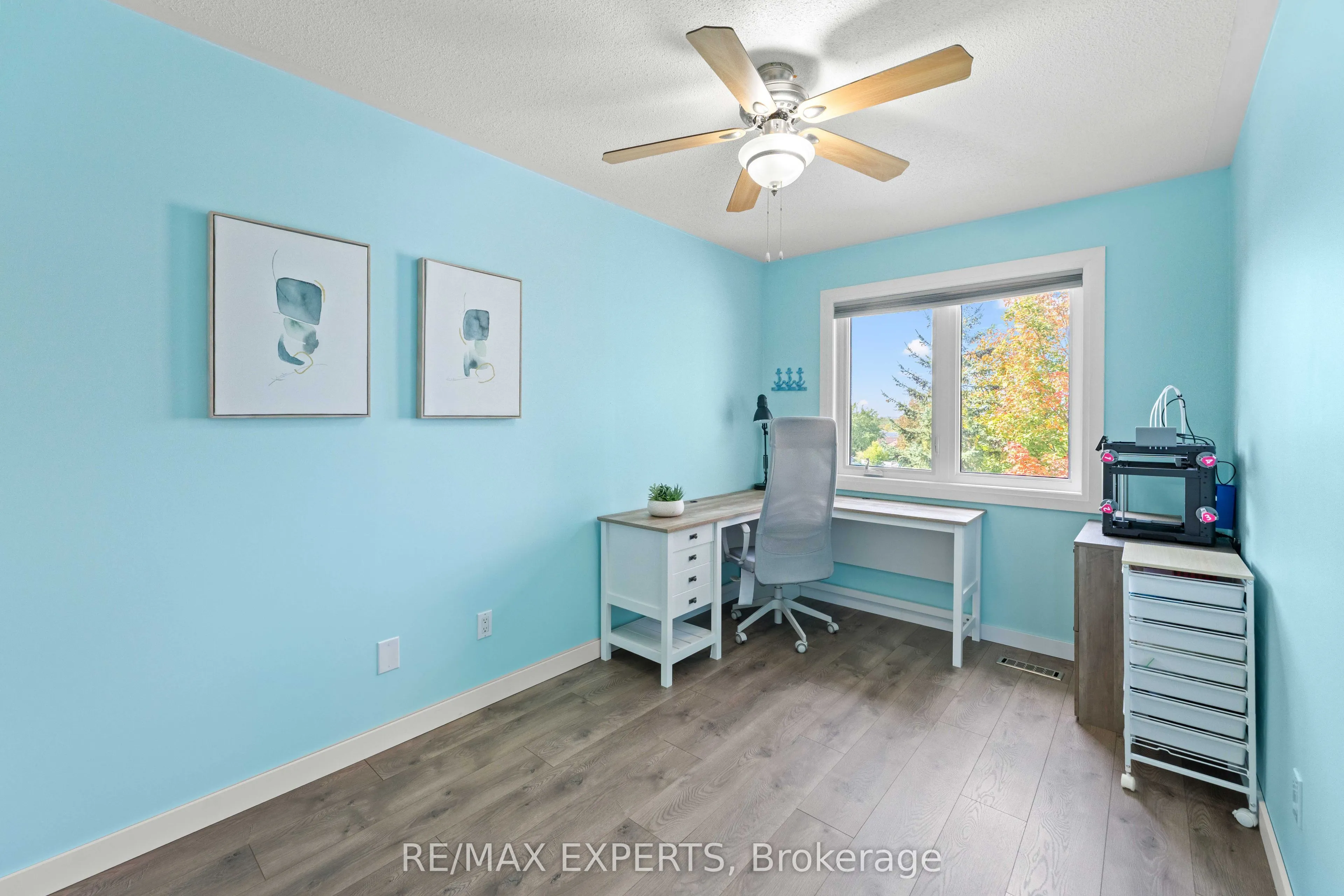 25 Mainprize Crescent