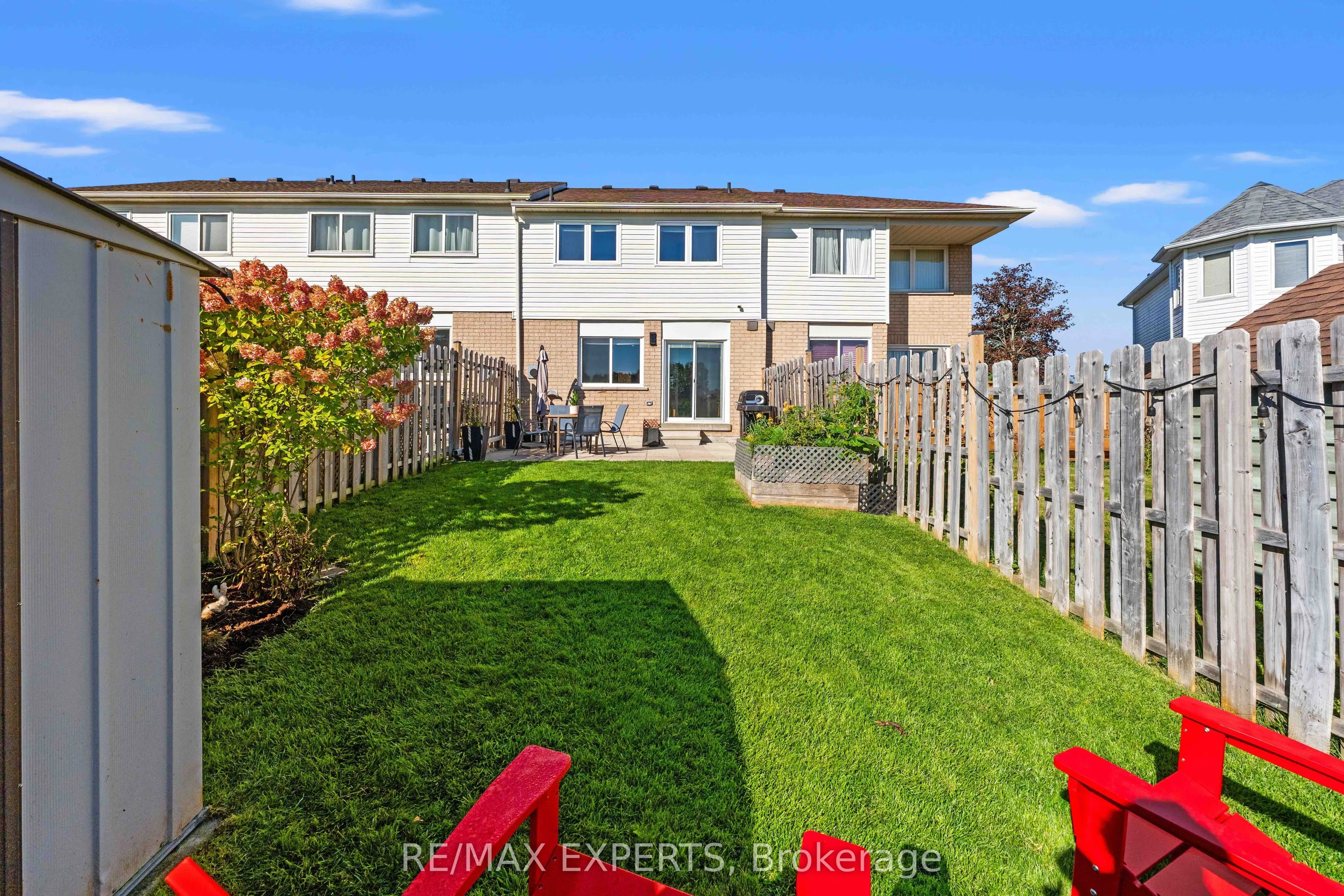 25 Mainprize Crescent