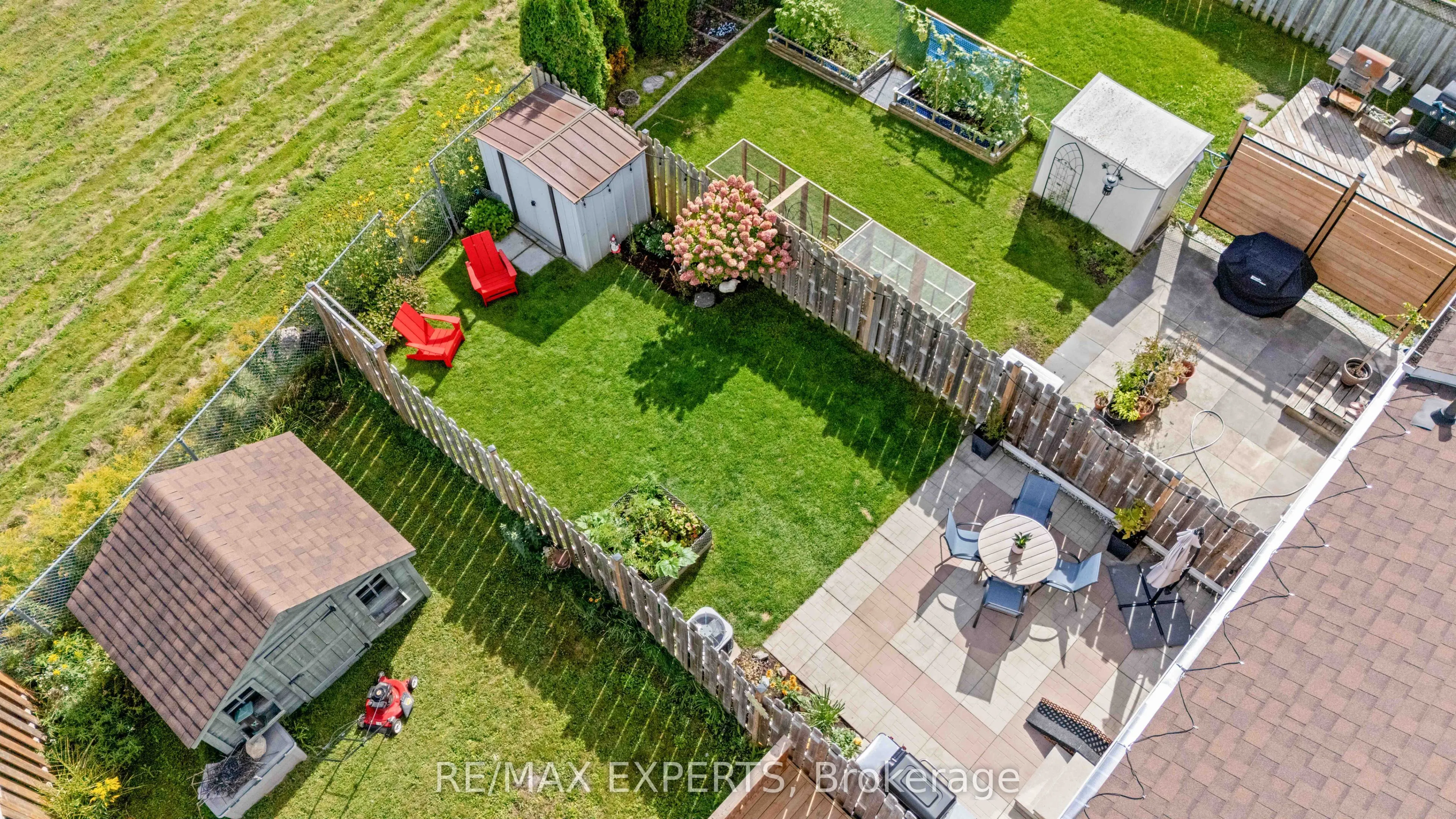 25 Mainprize Crescent