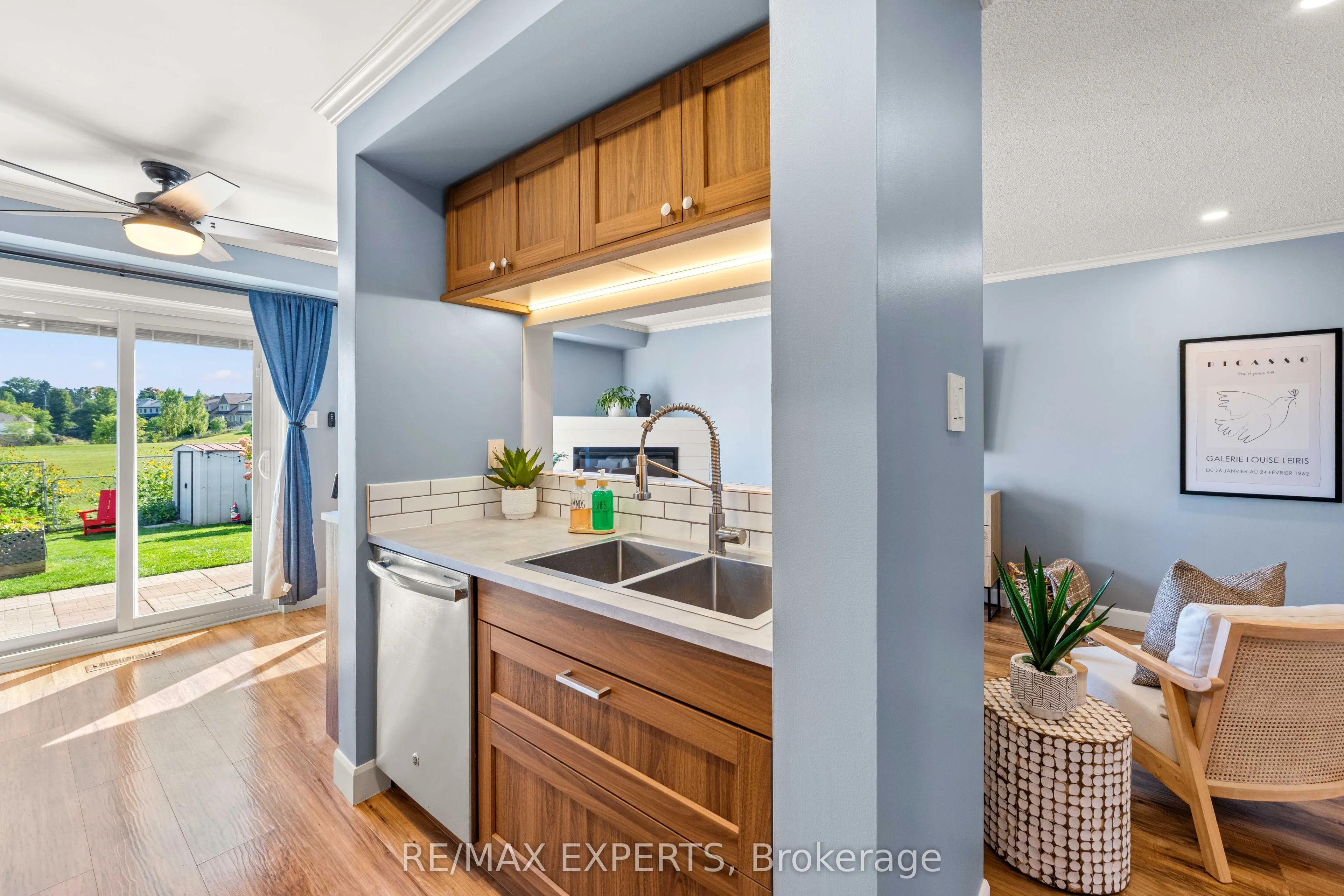25 Mainprize Crescent