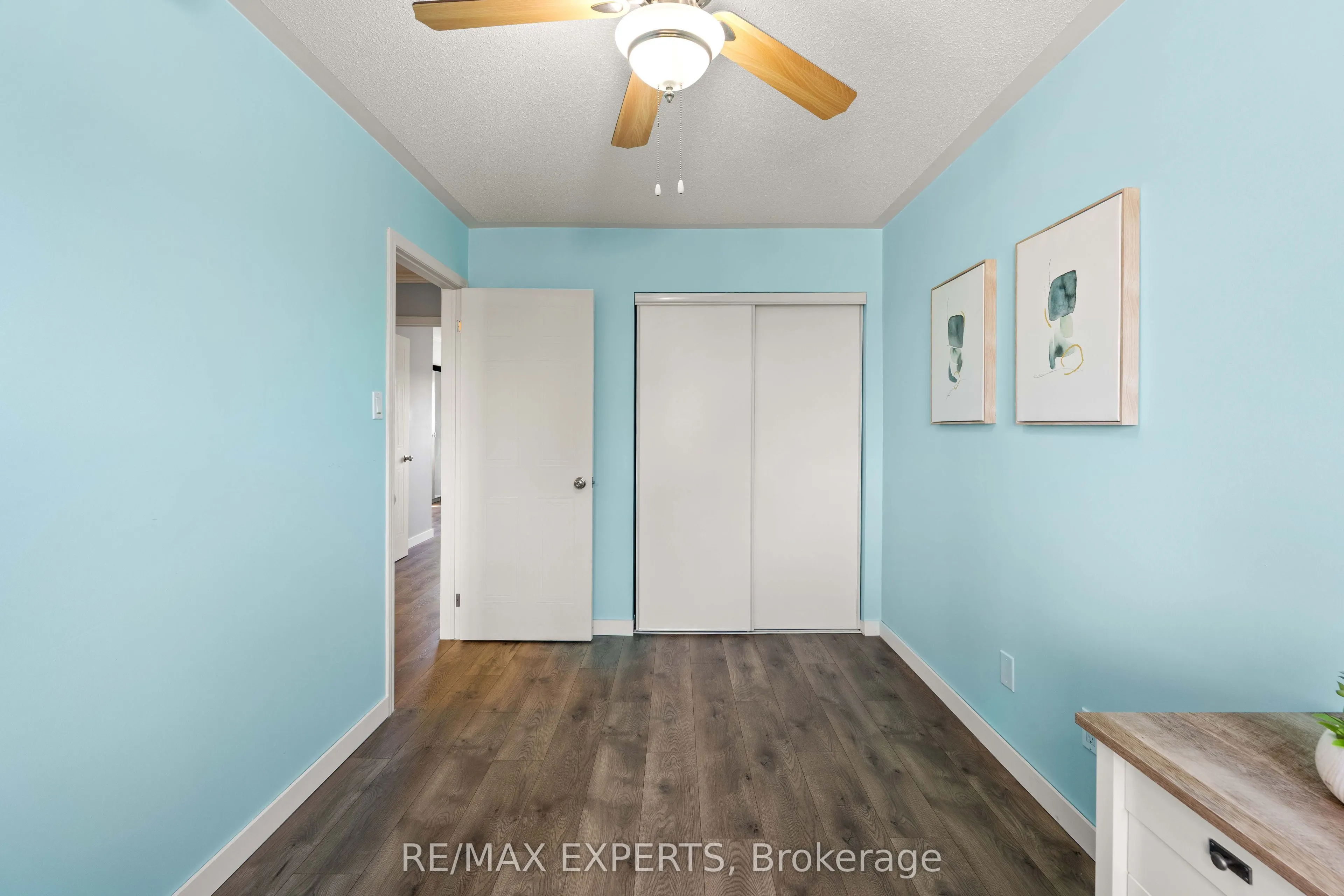 25 Mainprize Crescent
