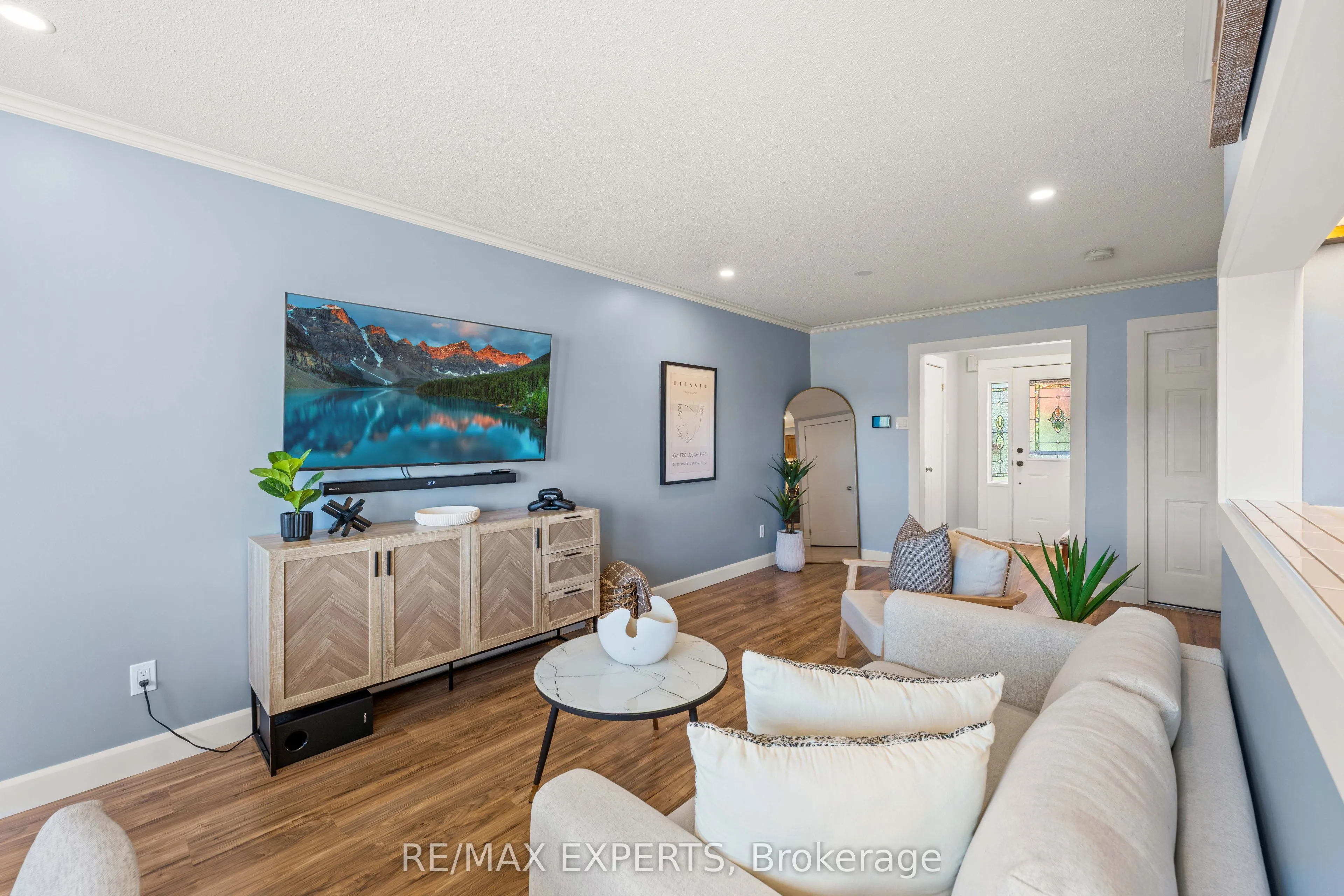 25 Mainprize Crescent