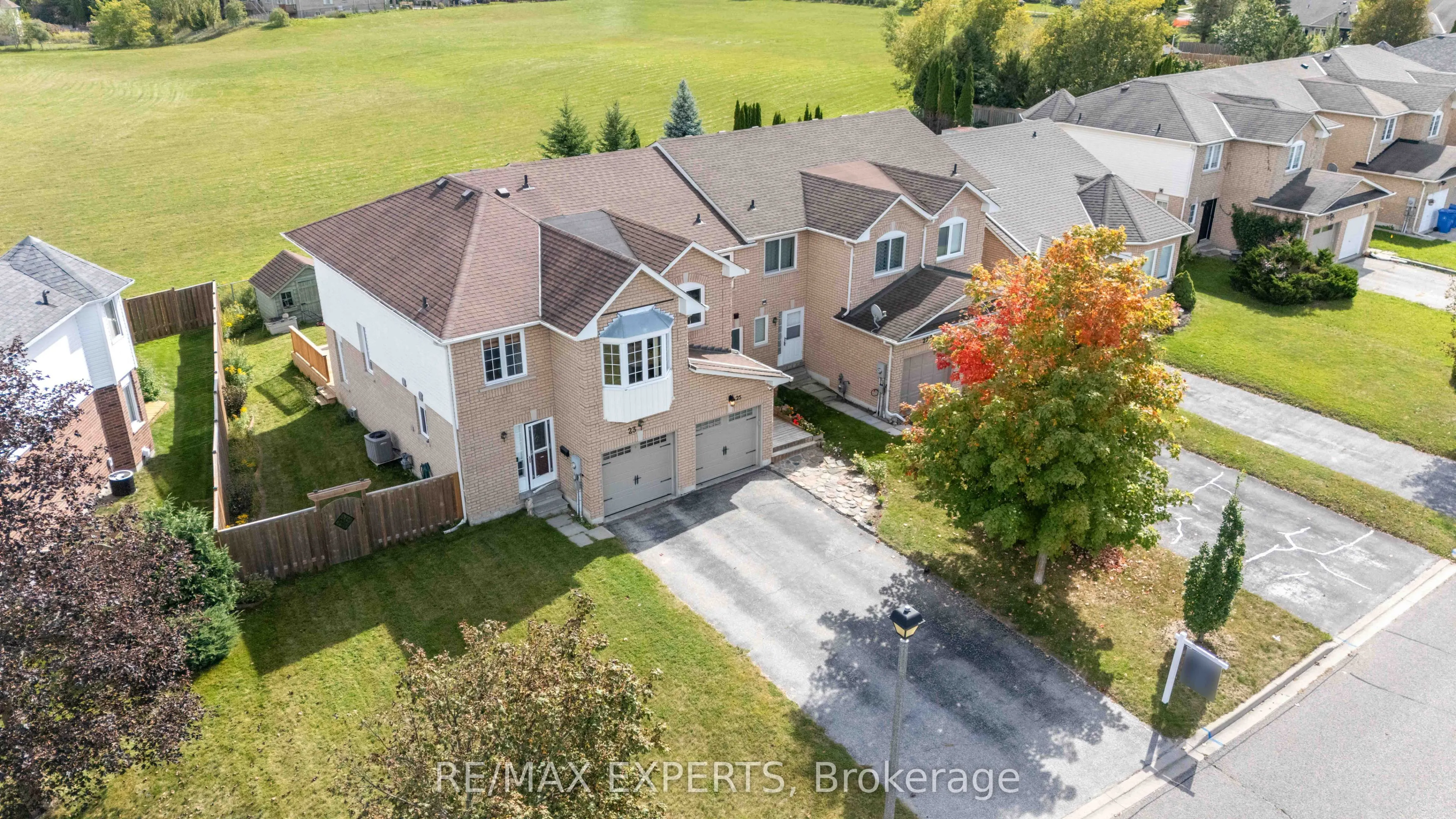 25 Mainprize Crescent