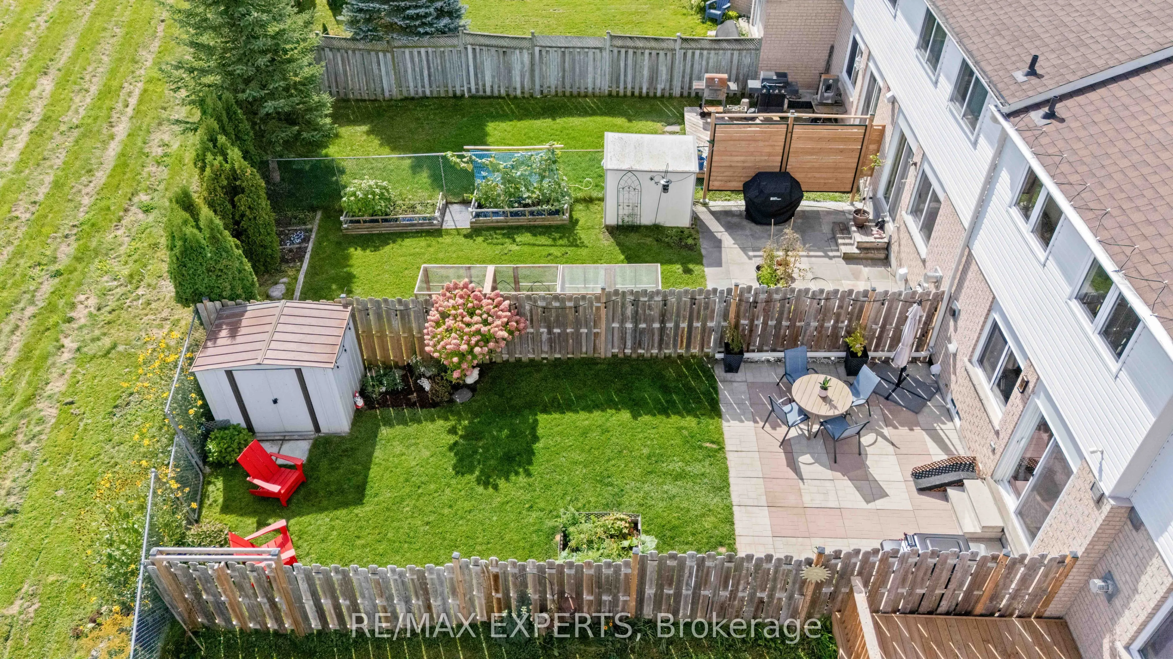 25 Mainprize Crescent