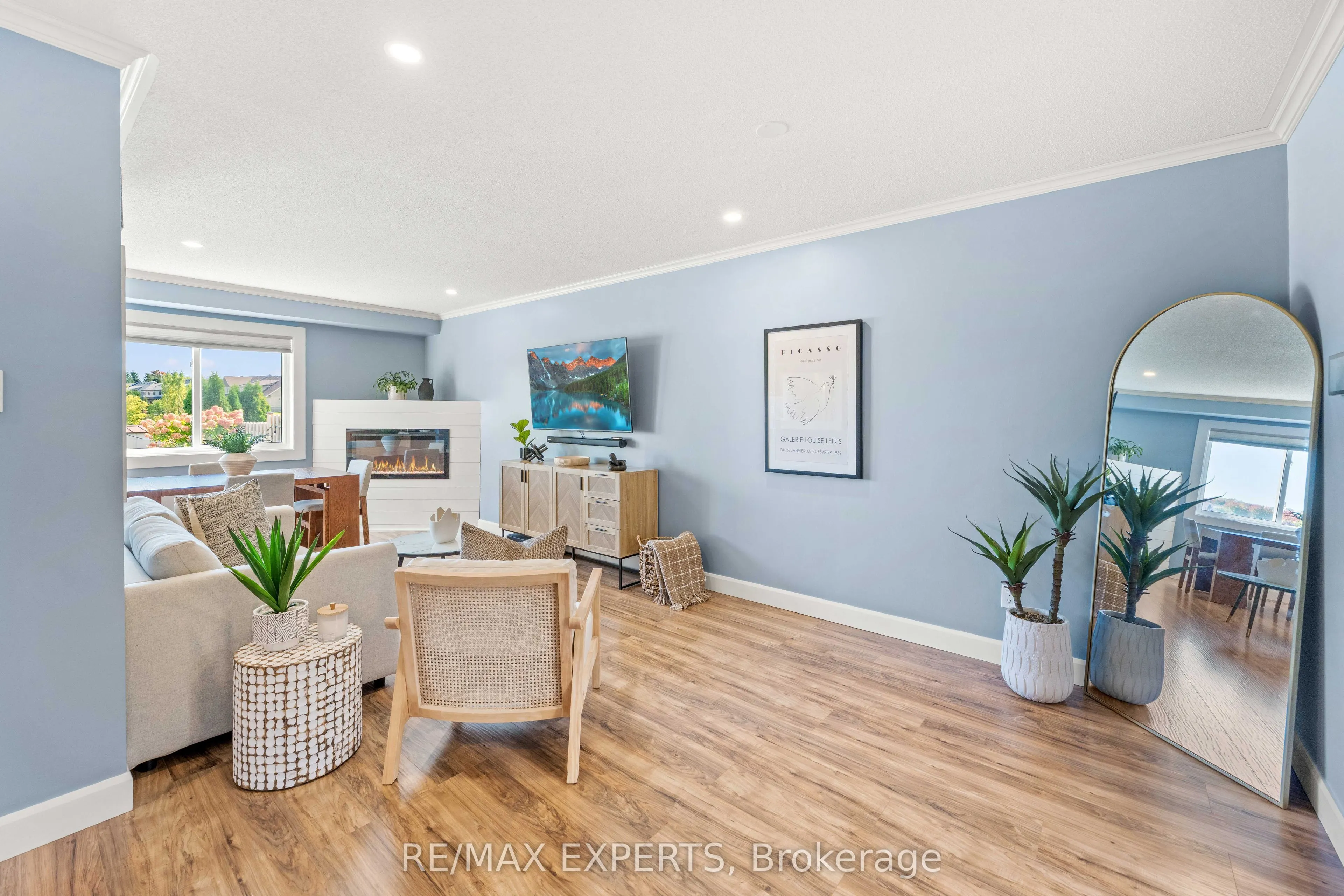 25 Mainprize Crescent