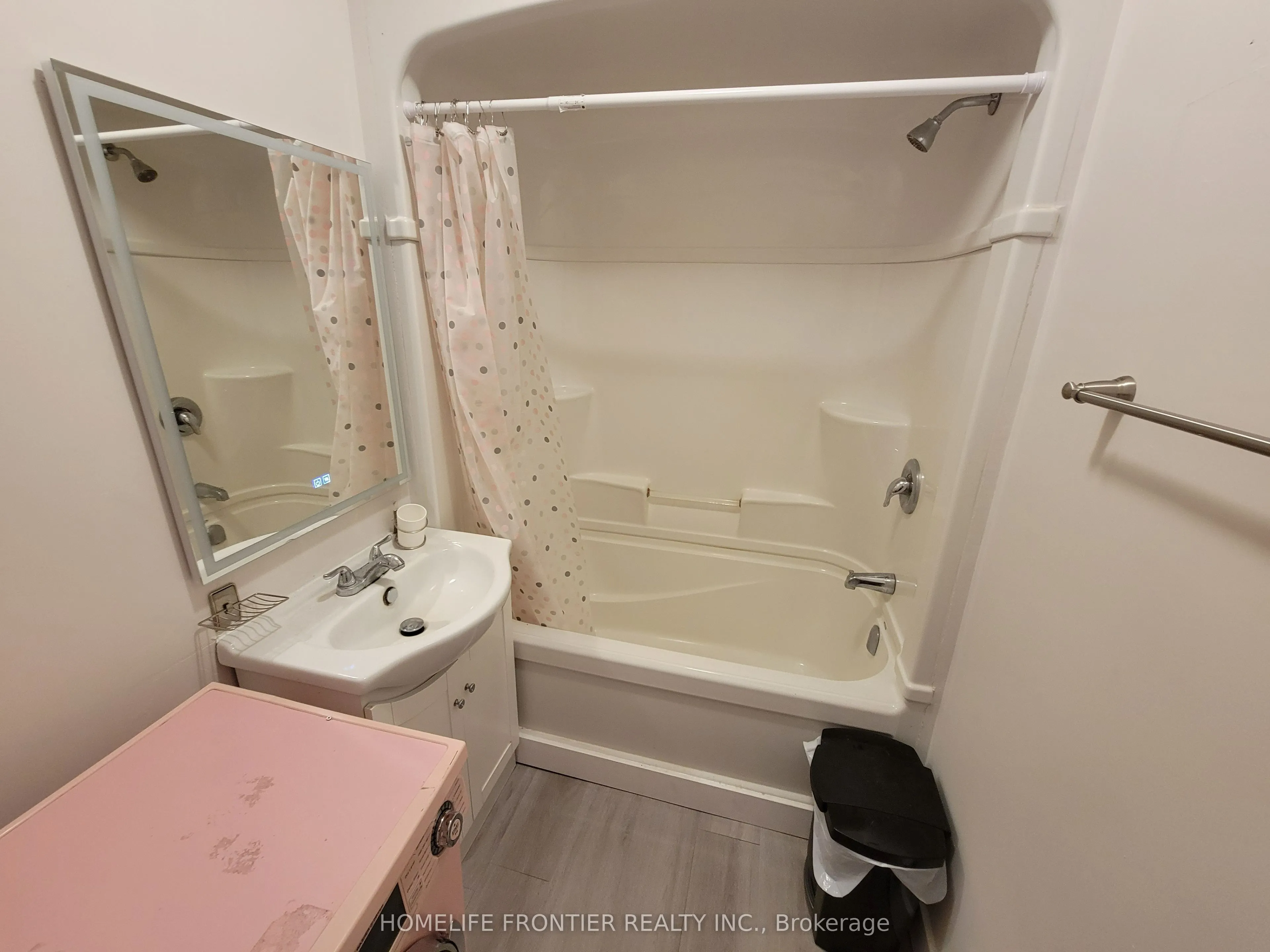 1015 Arnold Street #4