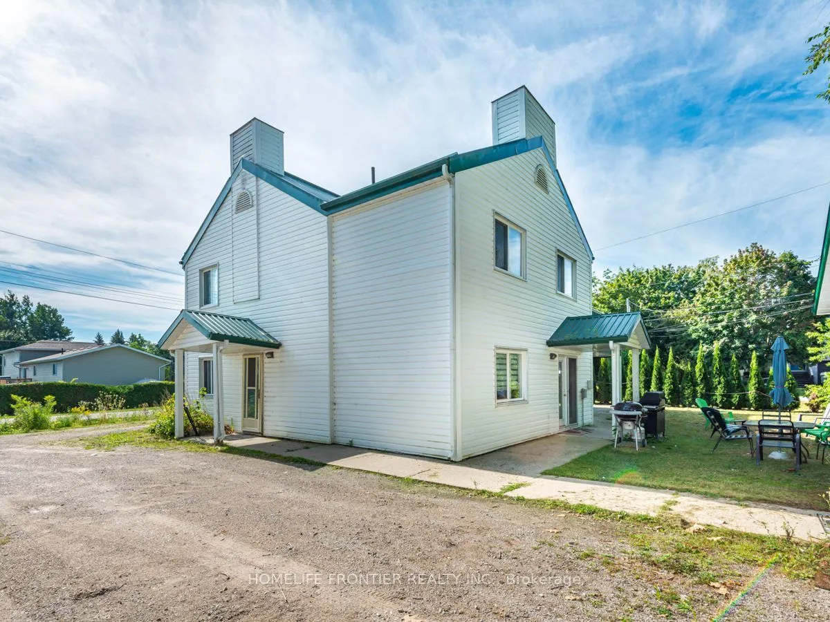 1015 Arnold Street #4