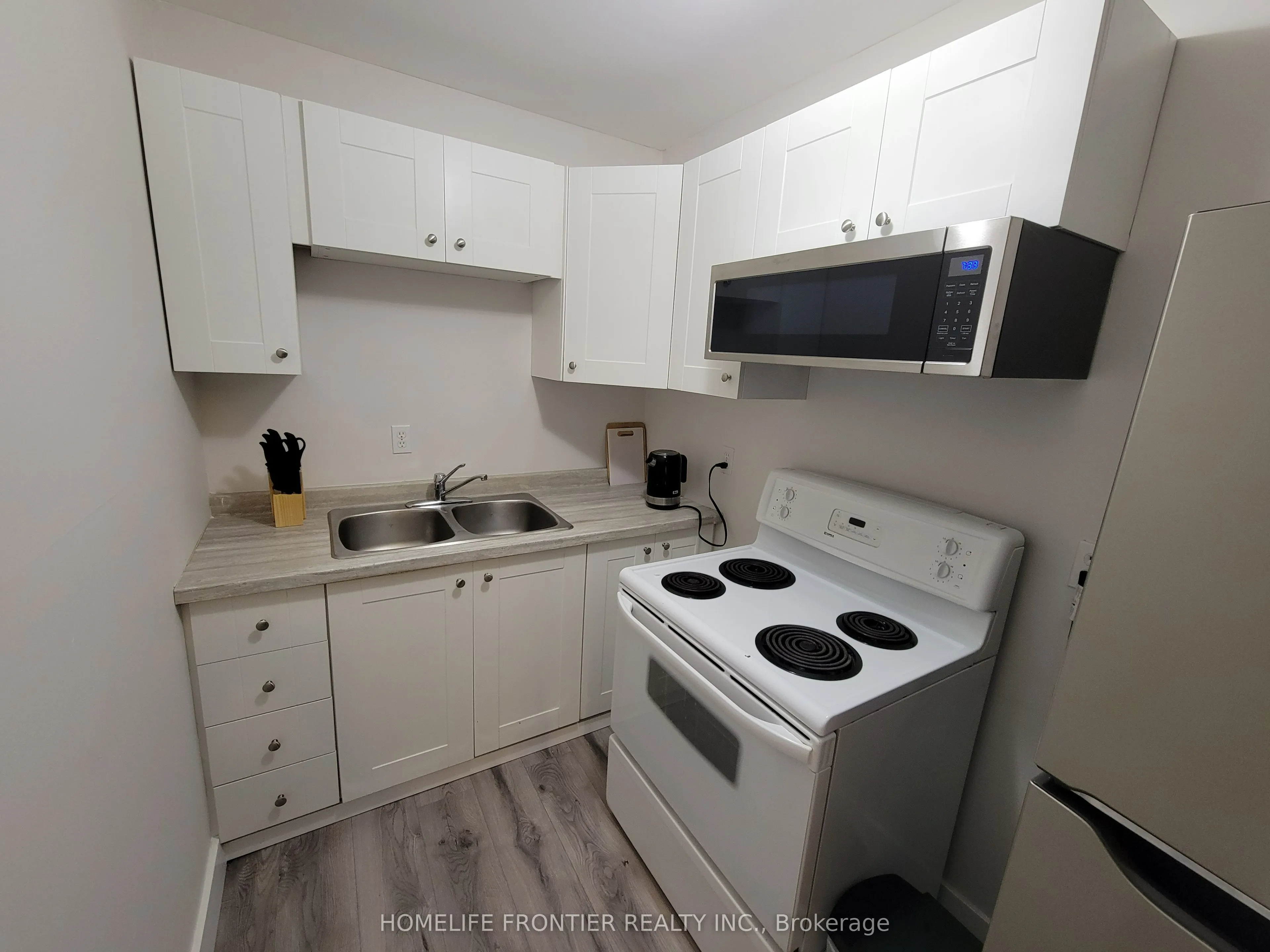1015 Arnold Street #4