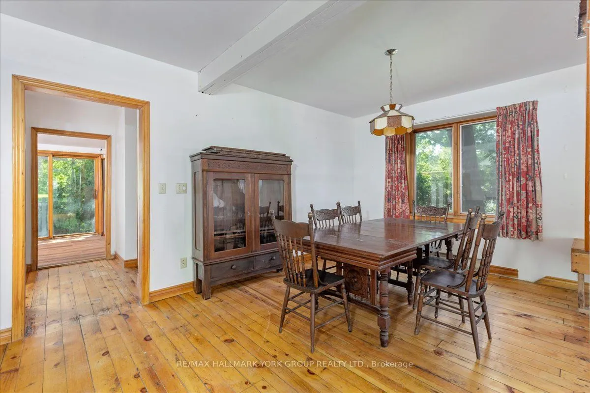 311 Lake Drive N