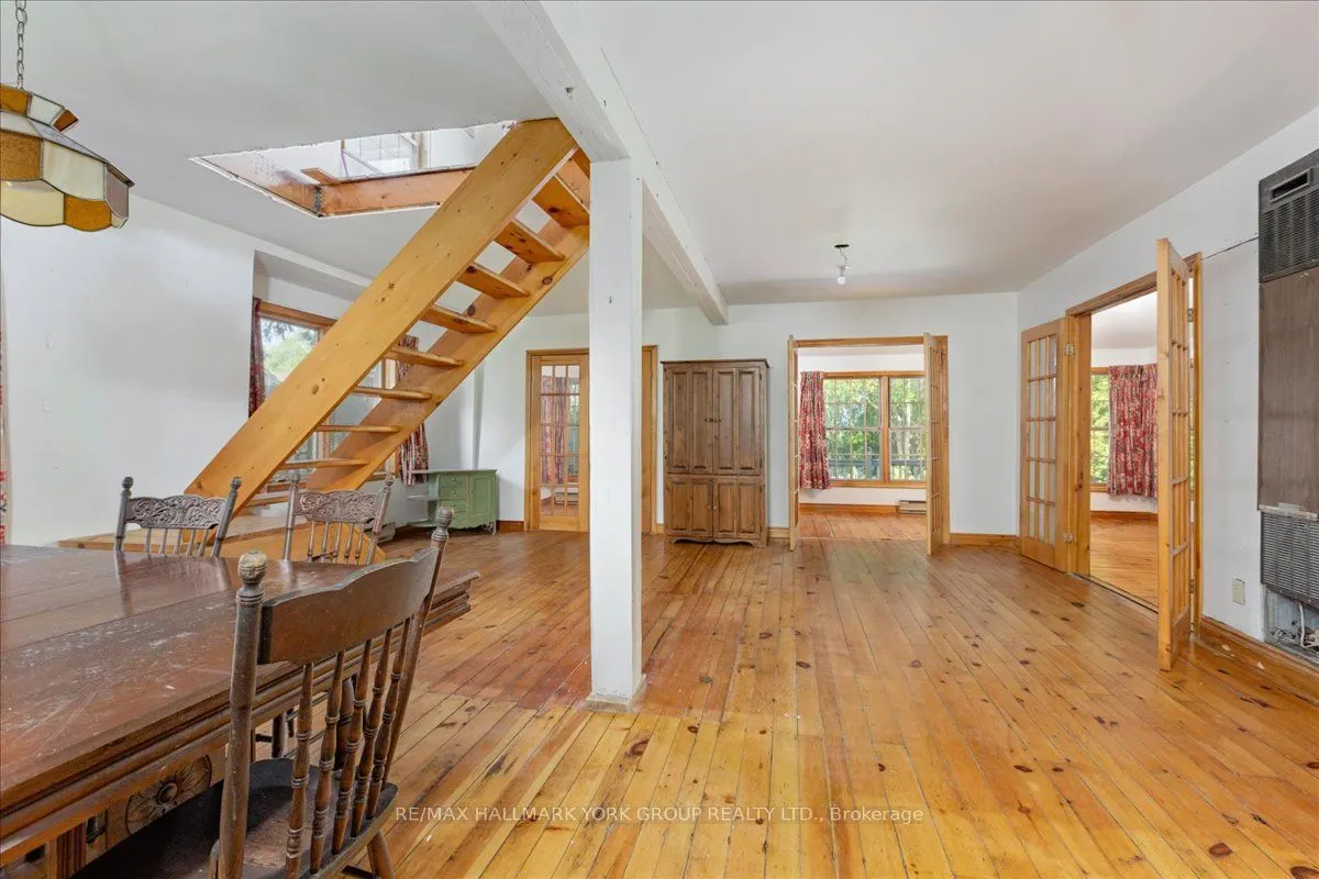 311 Lake Drive N