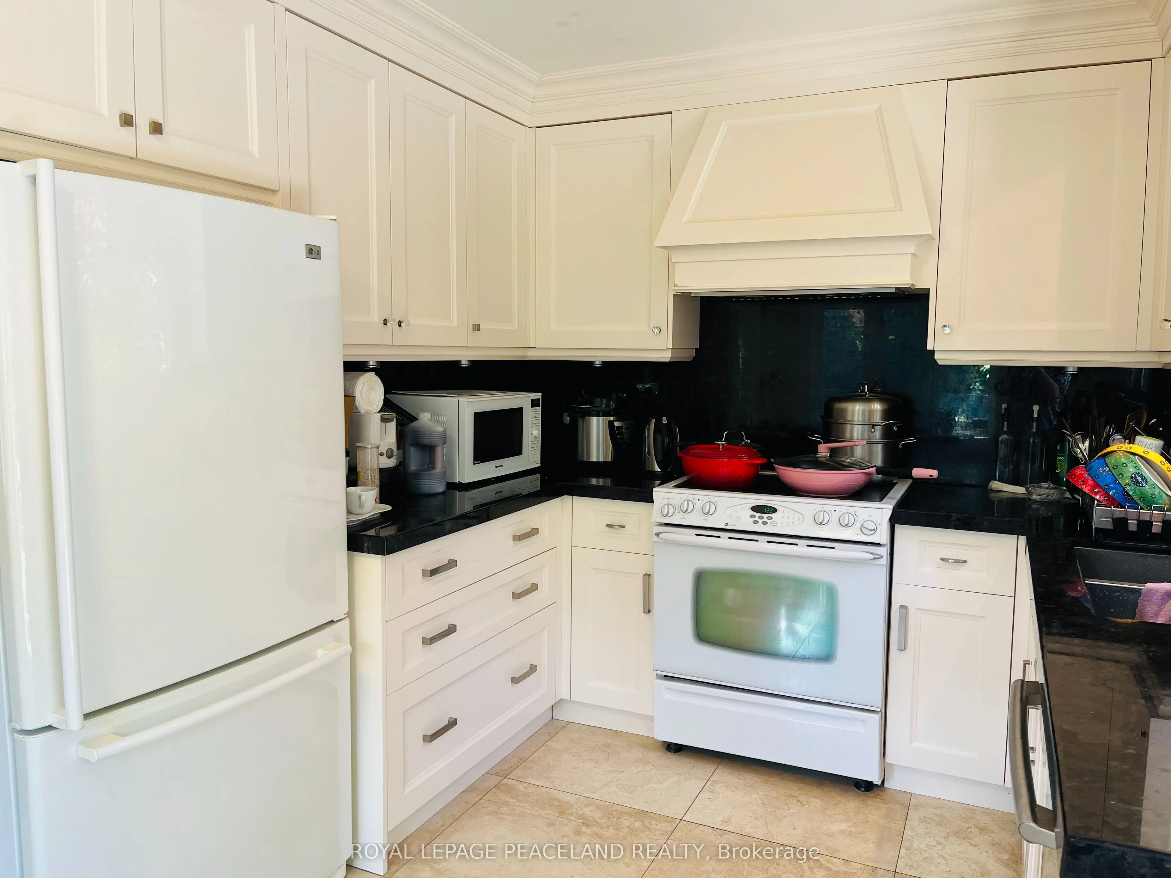 719 Old Bathurst Street #1A