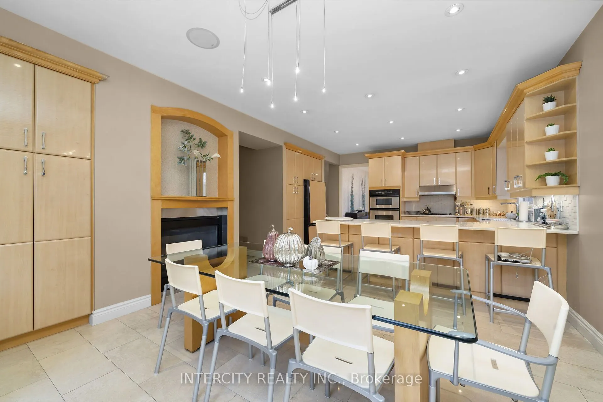 59 Kimber Crescent