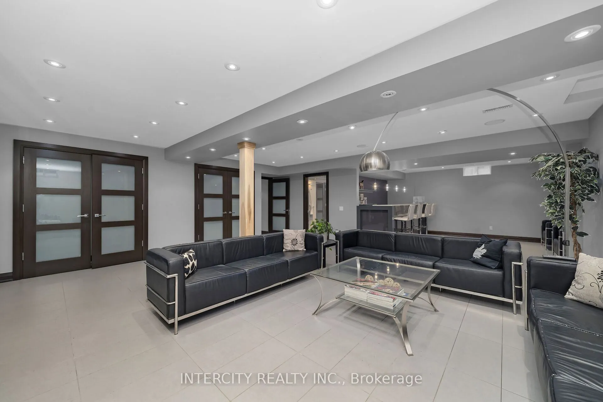 59 Kimber Crescent