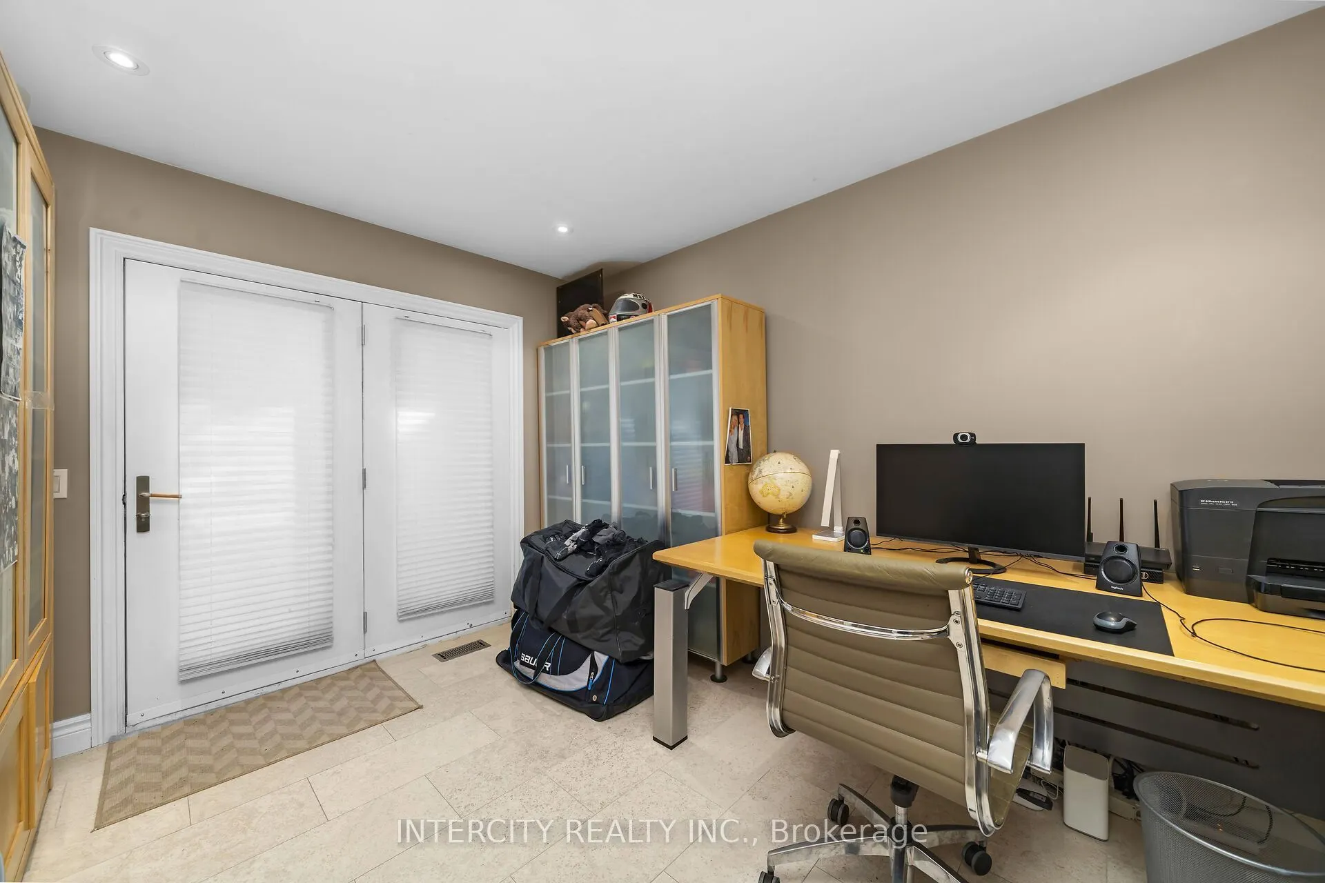 59 Kimber Crescent