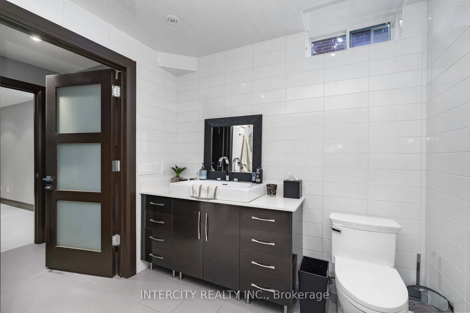 59 Kimber Crescent