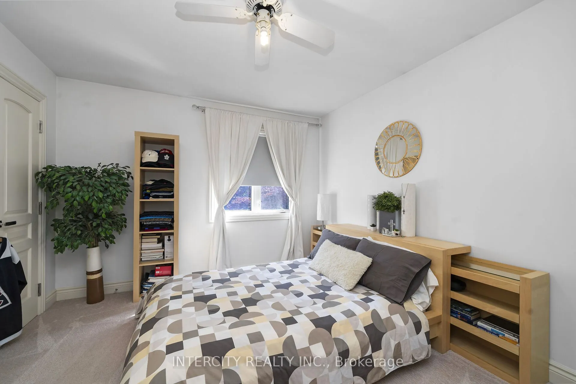 59 Kimber Crescent