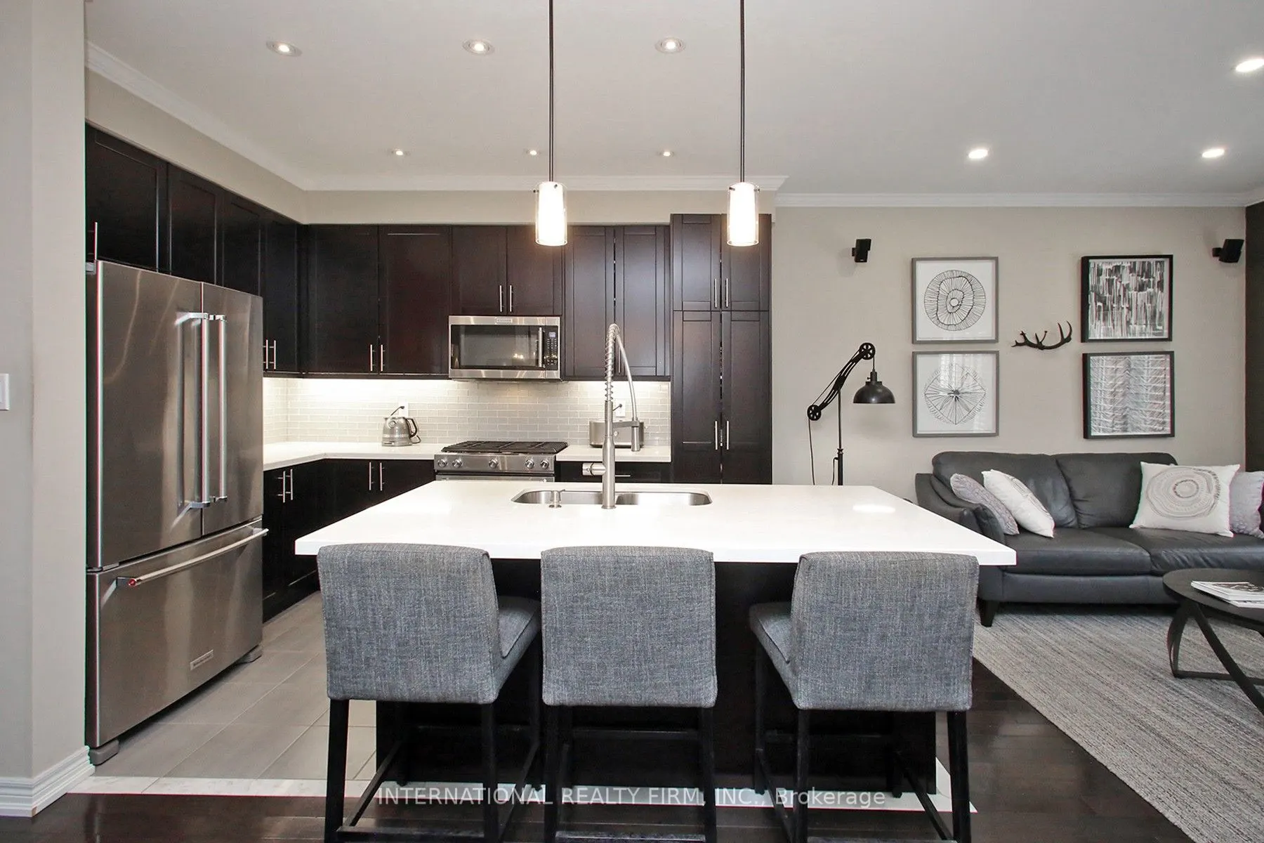 50 Prosser Crescent