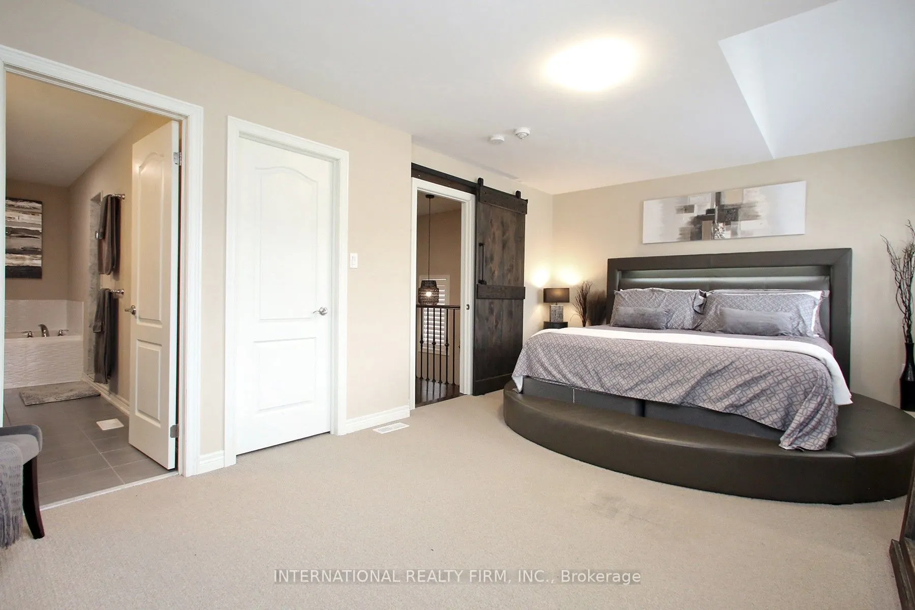 50 Prosser Crescent