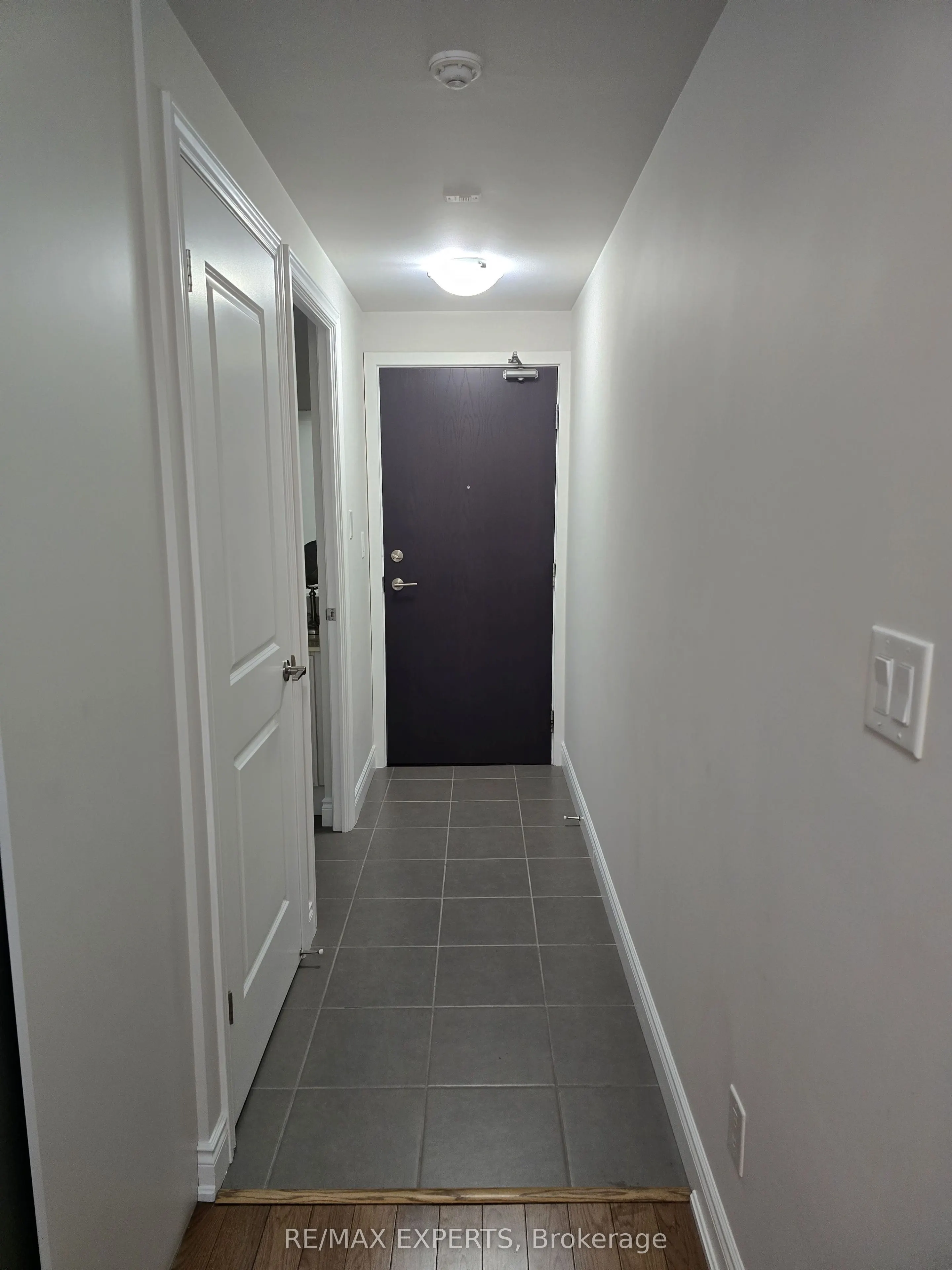 281 Woodbridge Avenue #207